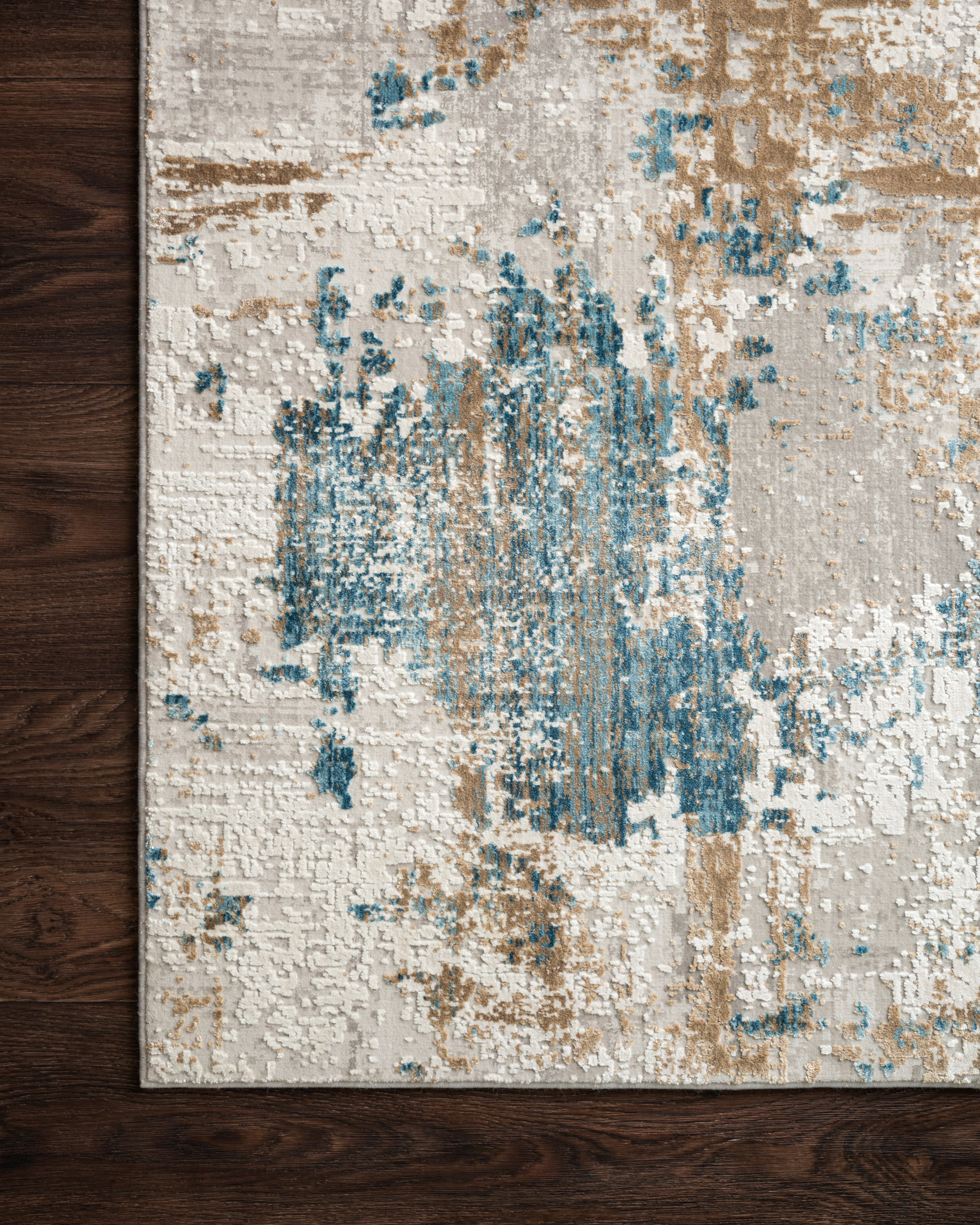 Sienne SIE-04 Ivory/Gold area rug with tonal distressed motif, ivory background with gold highlights