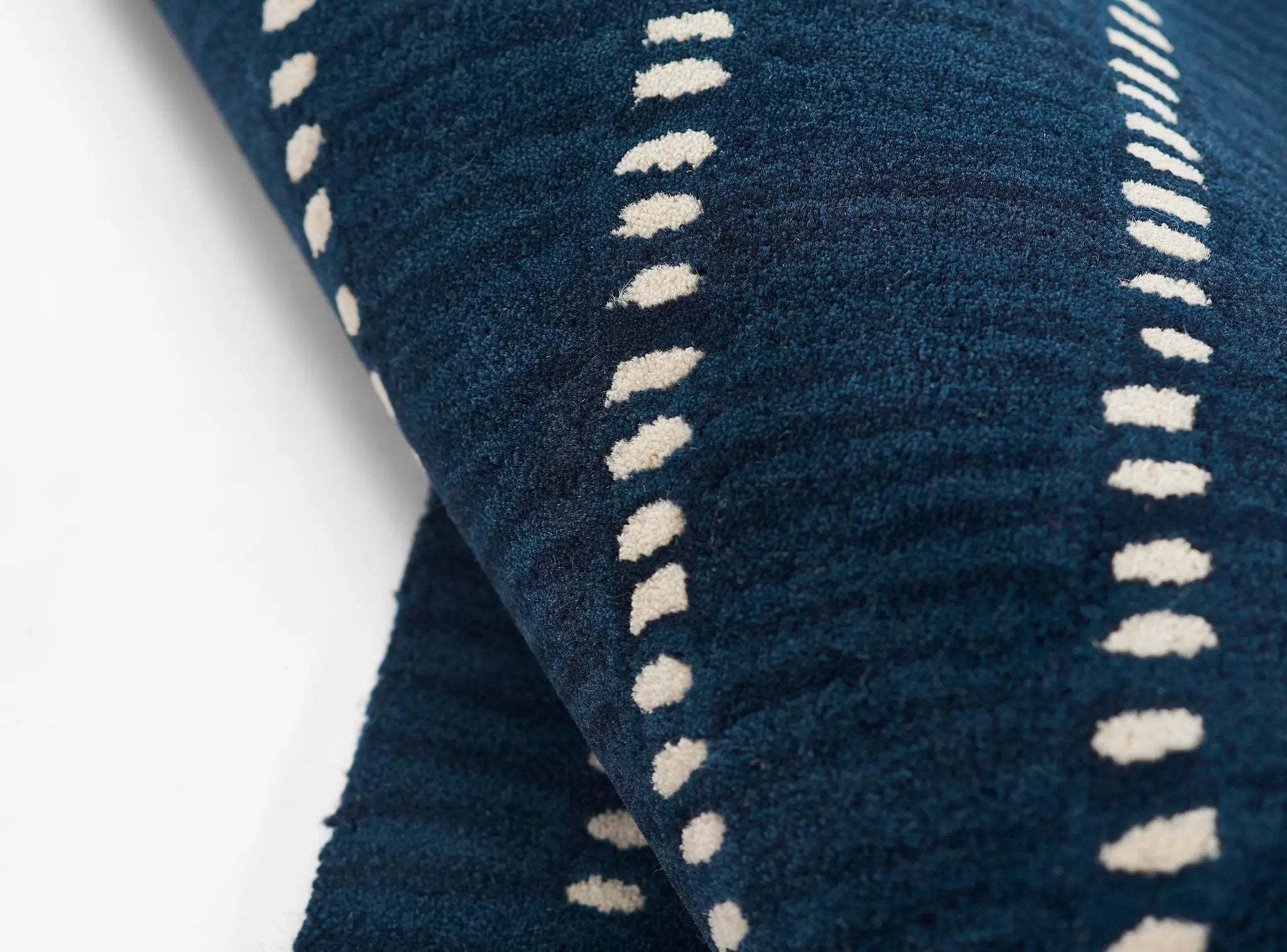 Simba SIM-1 Navy Area Rug by Momeni