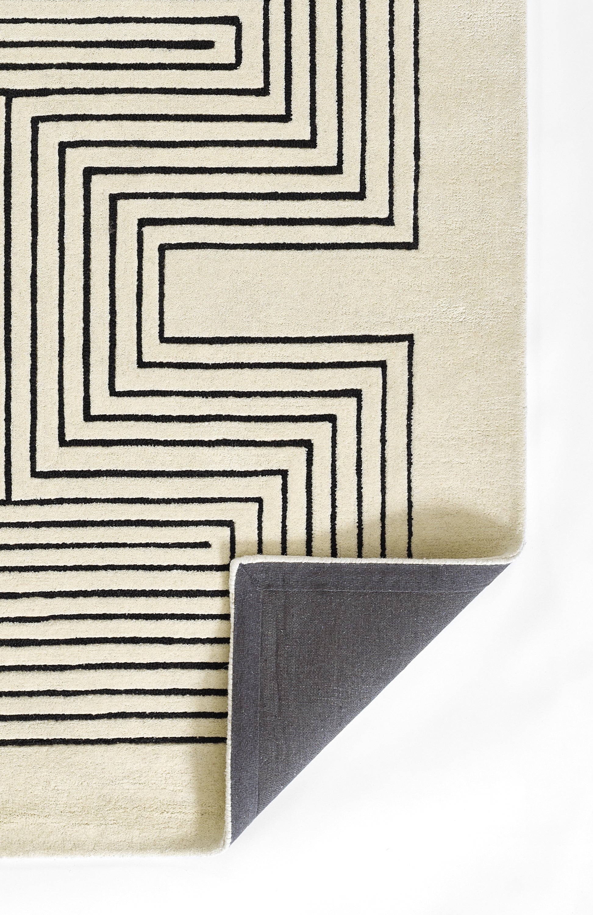 Simba SIM-3 White Area Rug by Momeni