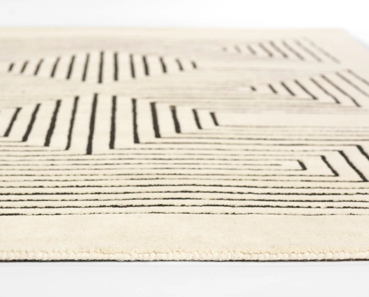 Simba SIM-3 White Area Rug by Momeni