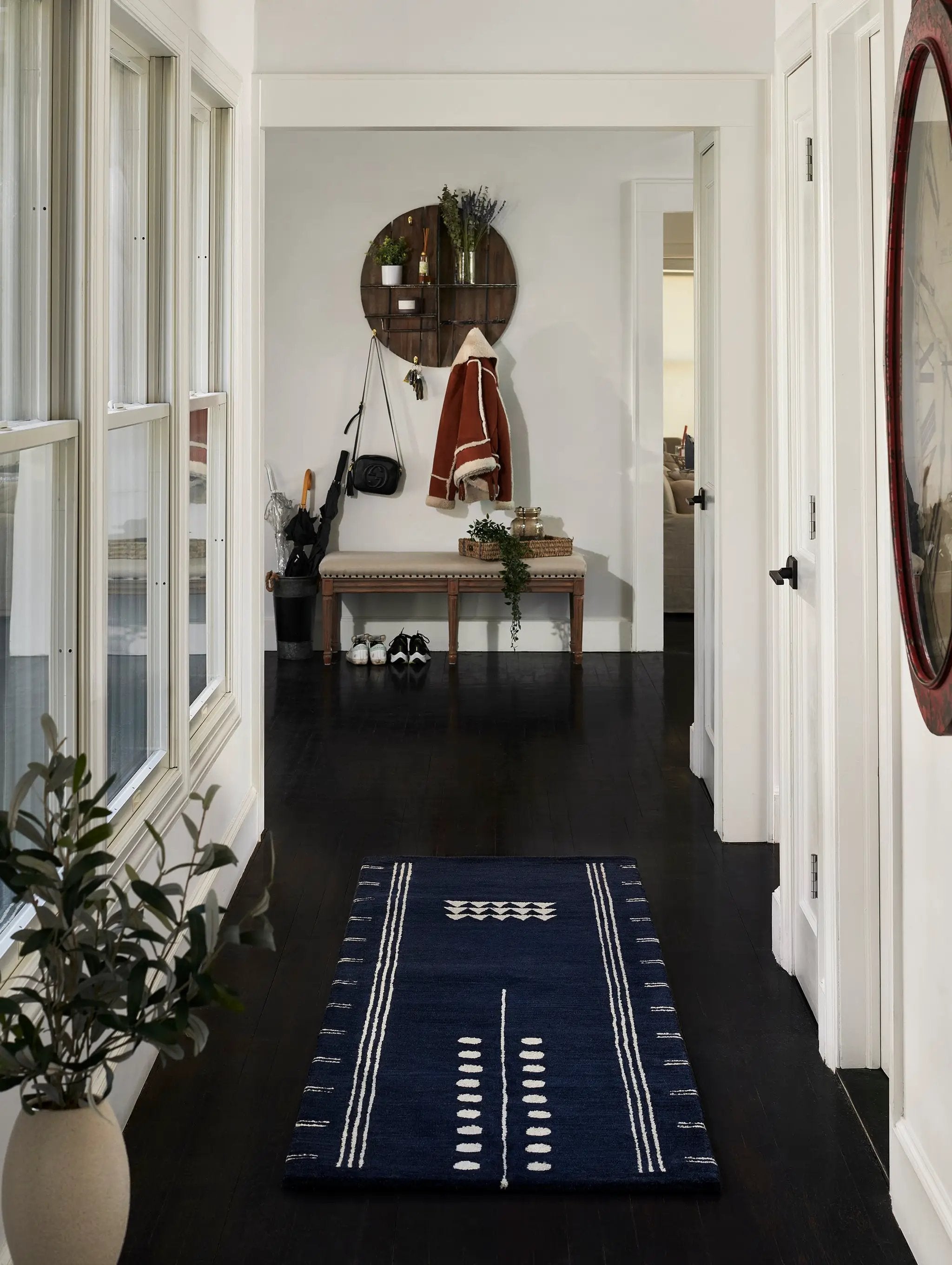 Simba SIM-5 Navy Area Rug by Momeni
