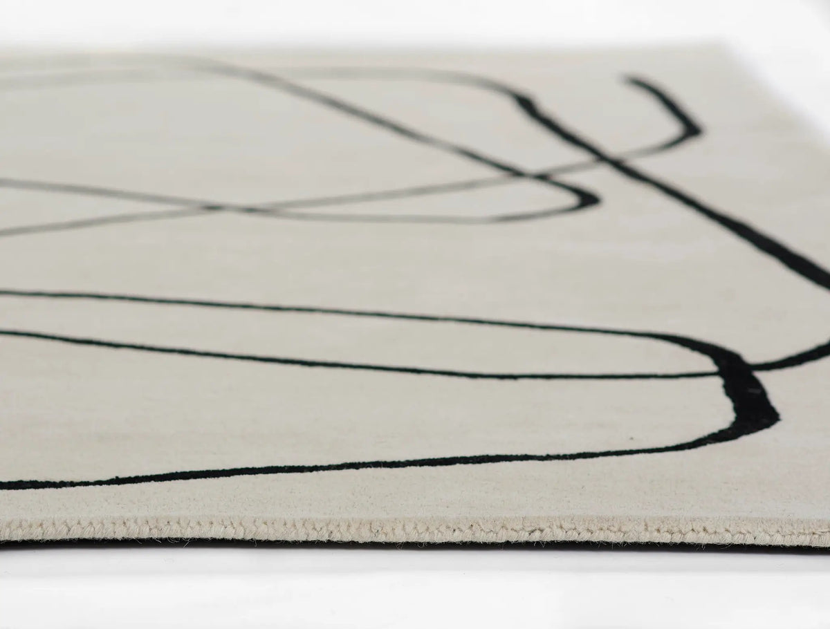 Simba SIM-8 Ivory Area Rug by Momeni