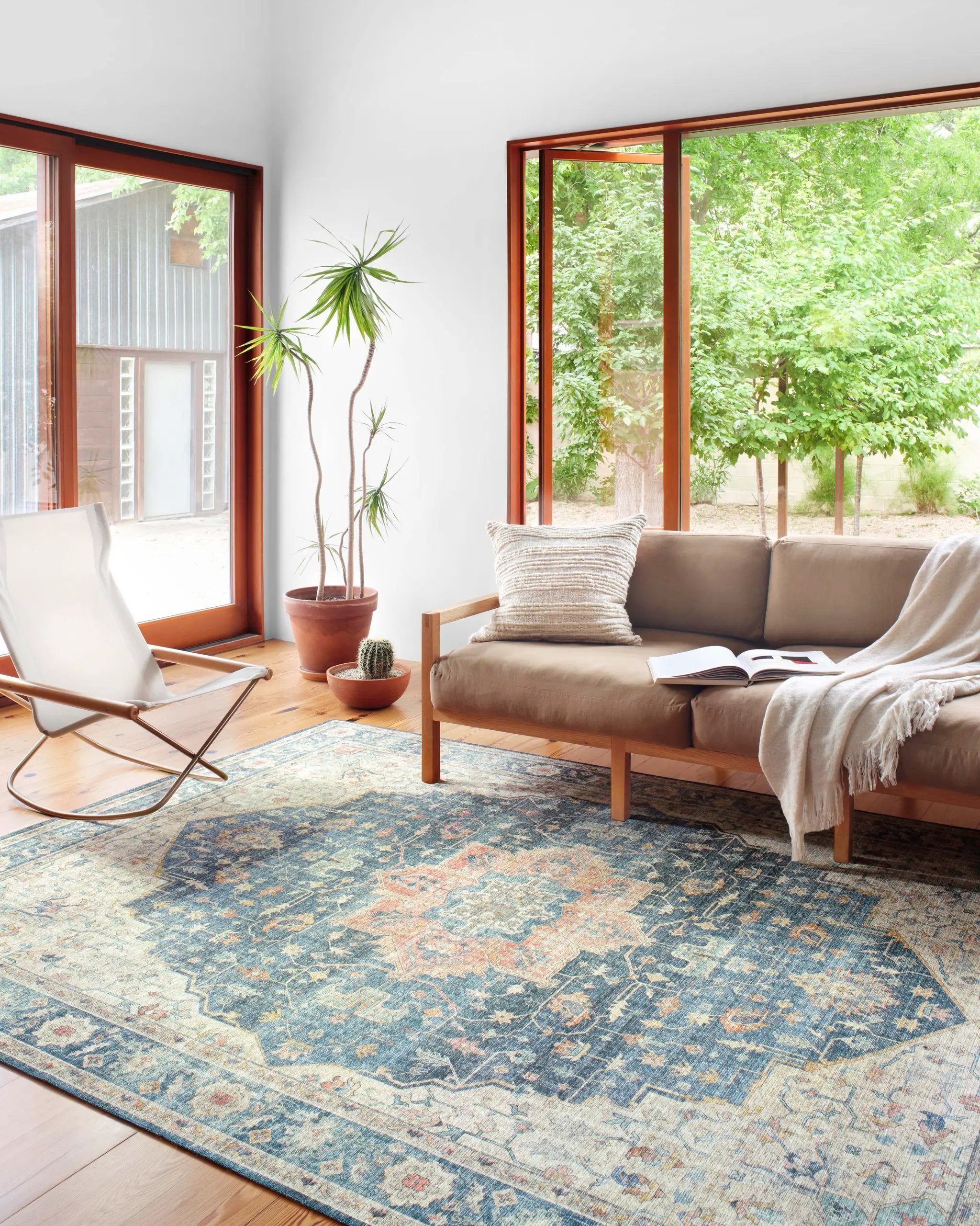 Skye SKY-12 Ocean / Multi Area Rug by Loloi