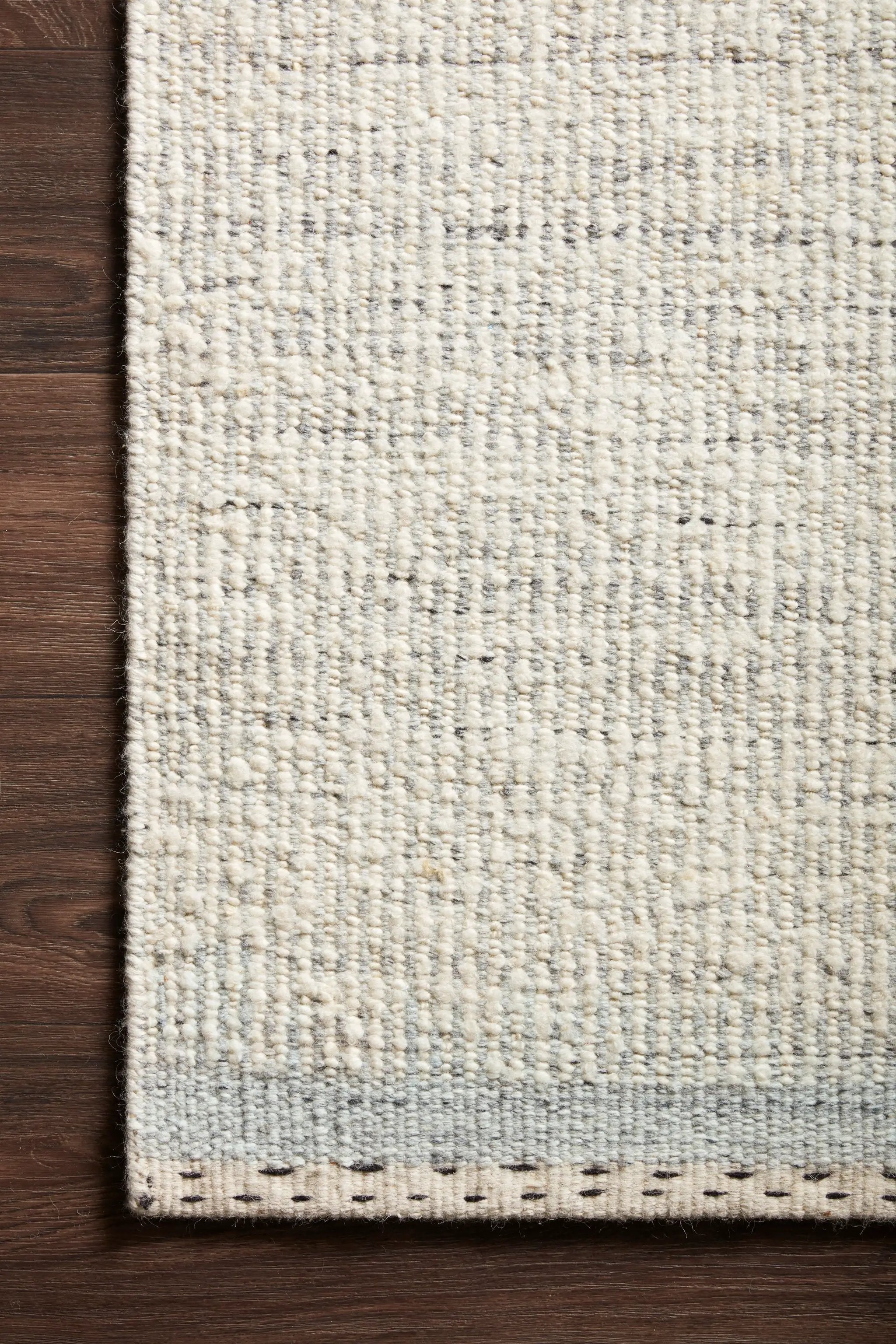 Sloane SLN-01 Sky Area Rug by Loloi