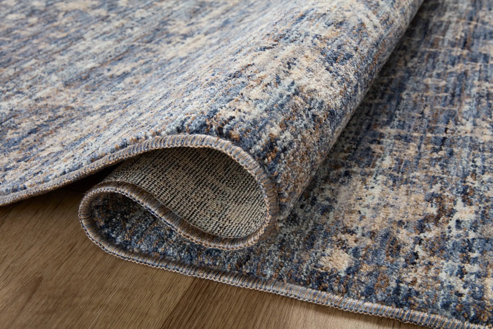 Sorrento SOR-01 Midnight / Natural Area Rug by Loloi