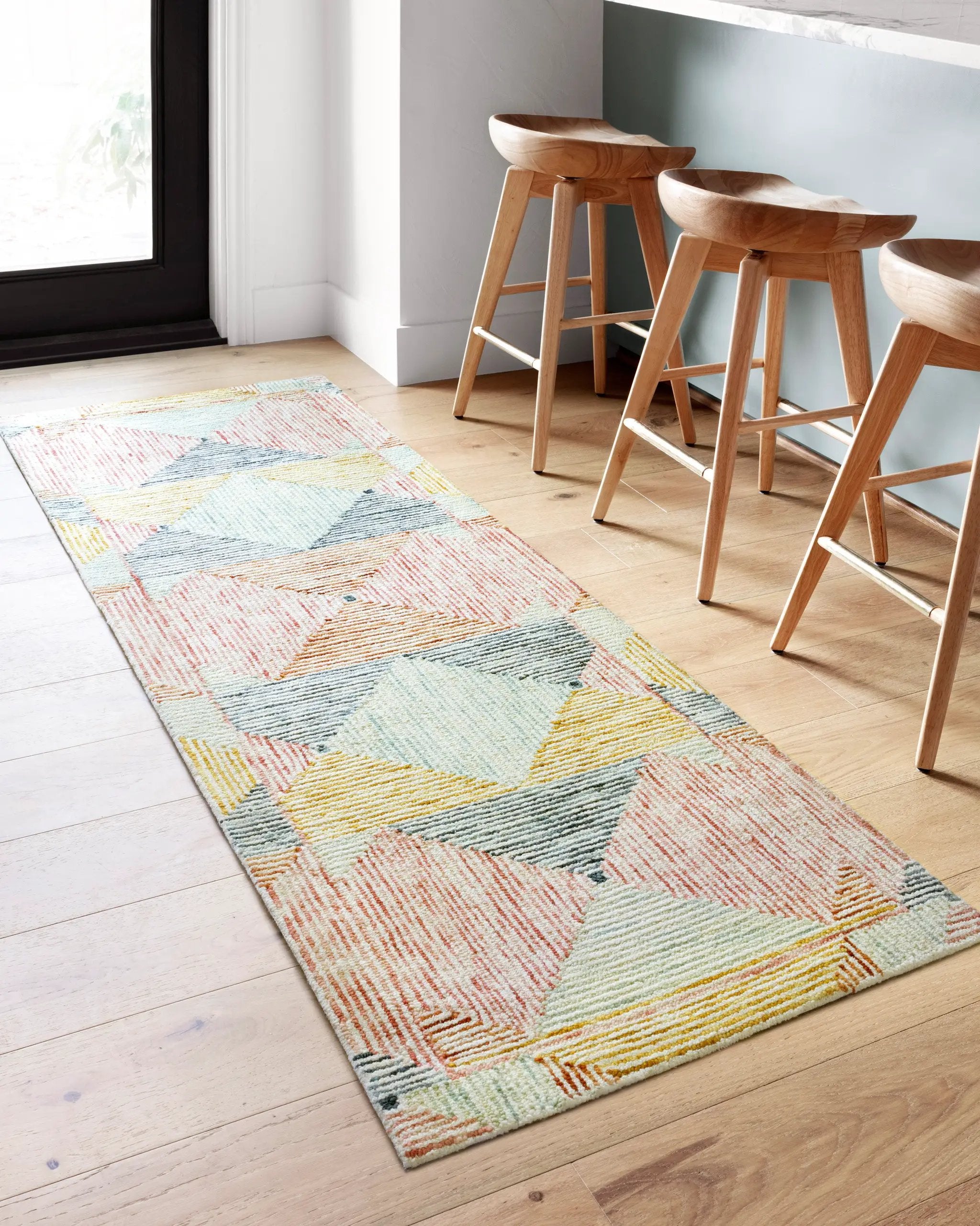 Spectrum SPE-01 Ivory / Multi Area Rug by Loloi