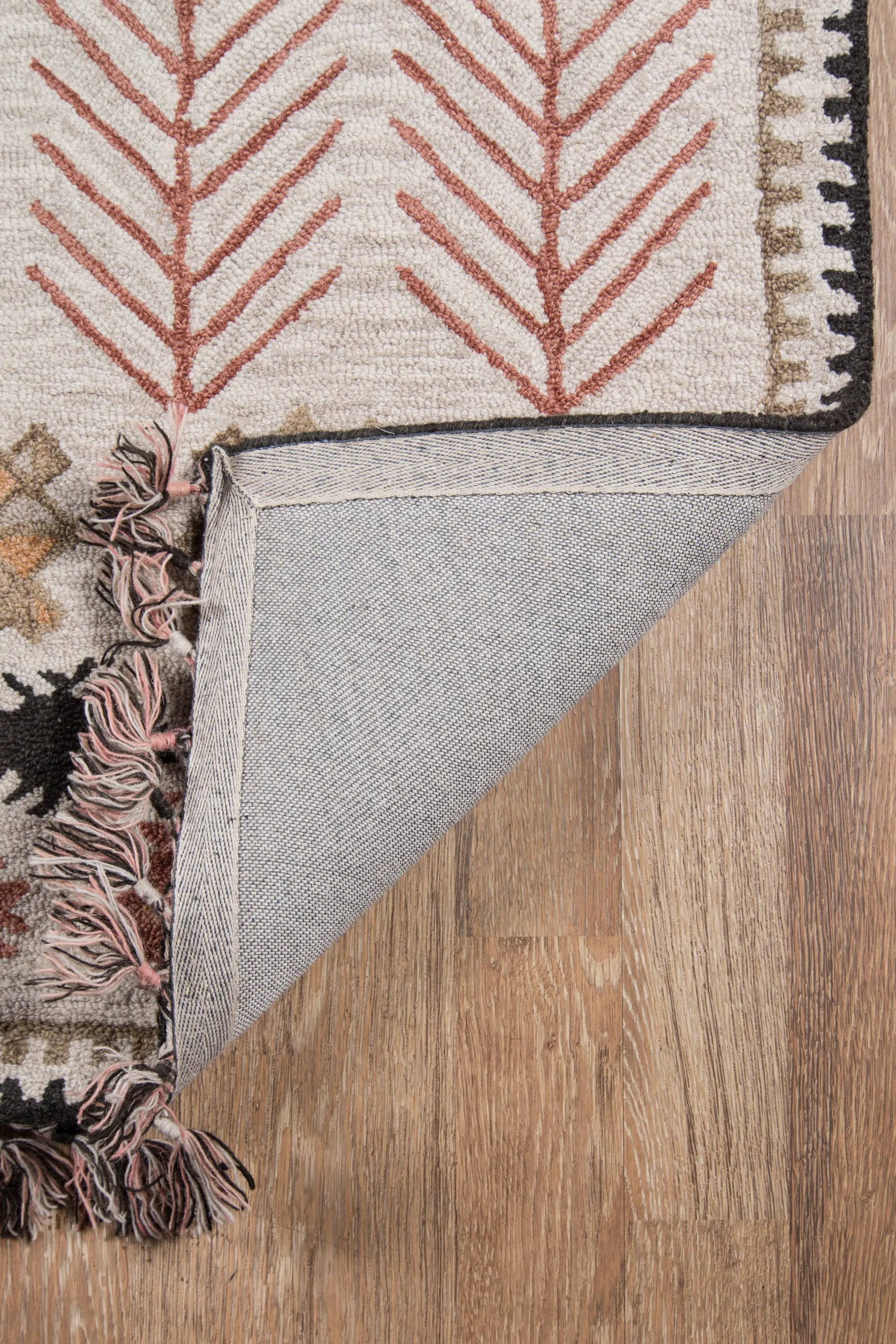 Tahoe TA-04 Multicolor Area Rug by Momeni