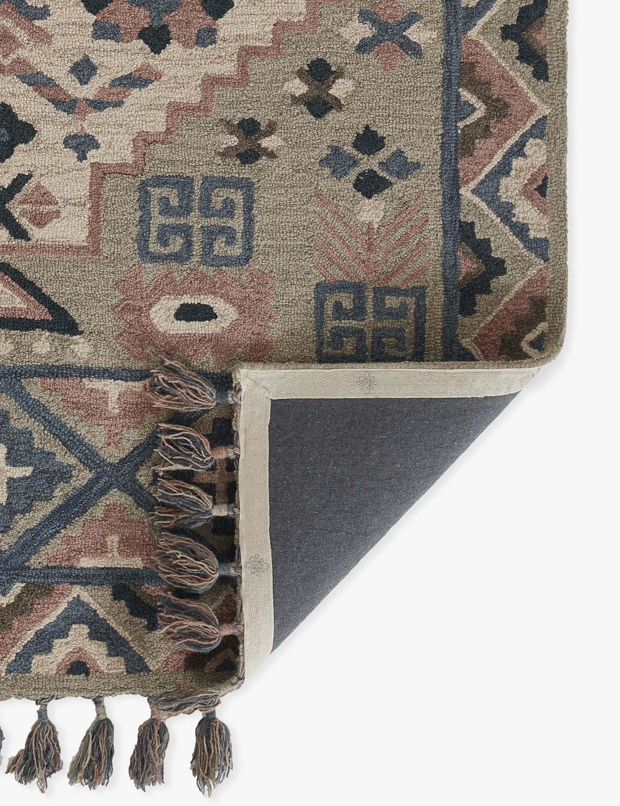 Tahoe TA-50 Gray Area Rug by Momeni