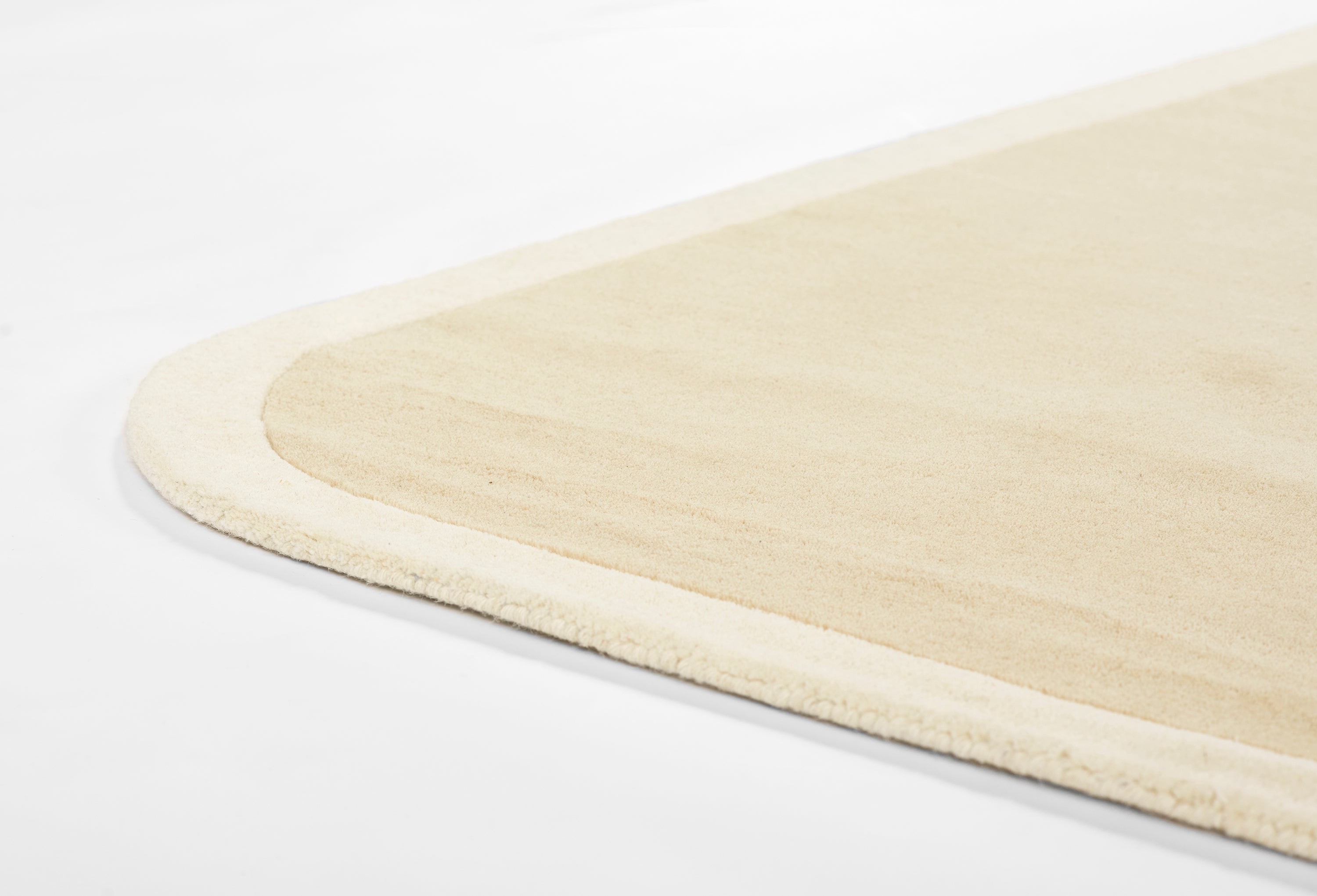 Novogratz Tallulah TAL-1 Beige Area Rug by Momeni
