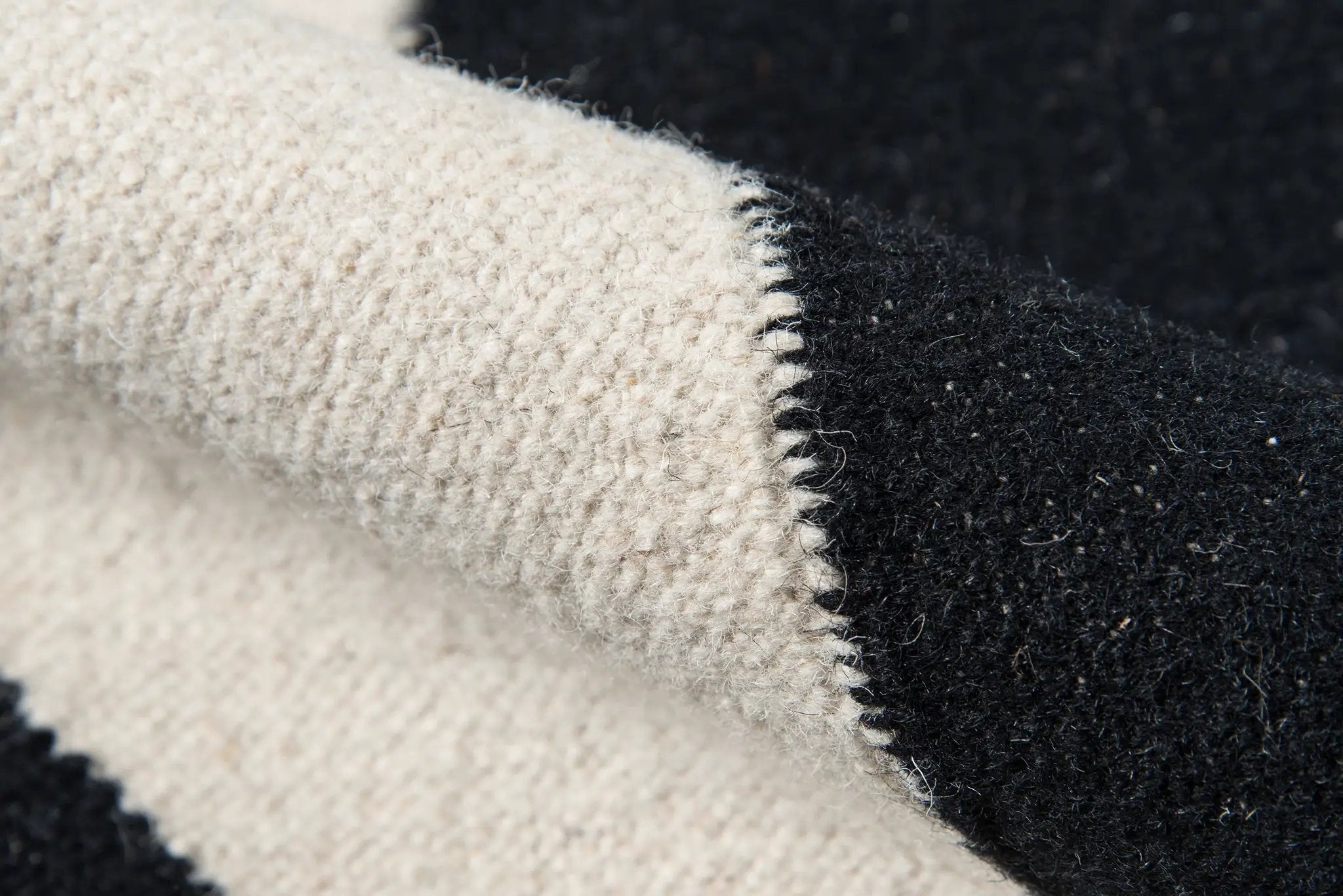 Topanga TOP-3 (Roberta) Black Area Rug by Novogratz by Momeni