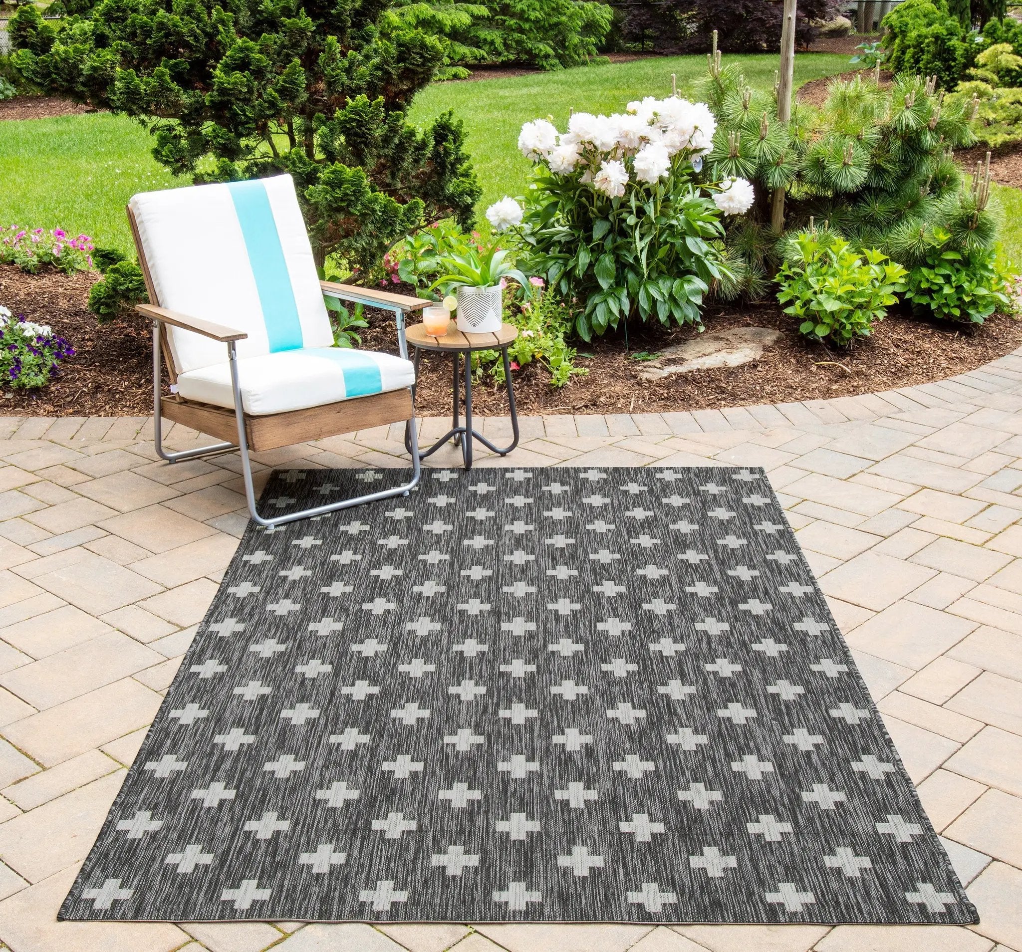 Villa VI-01 (Umbria) Charcoal Area Rug by Novogratz by Momeni
