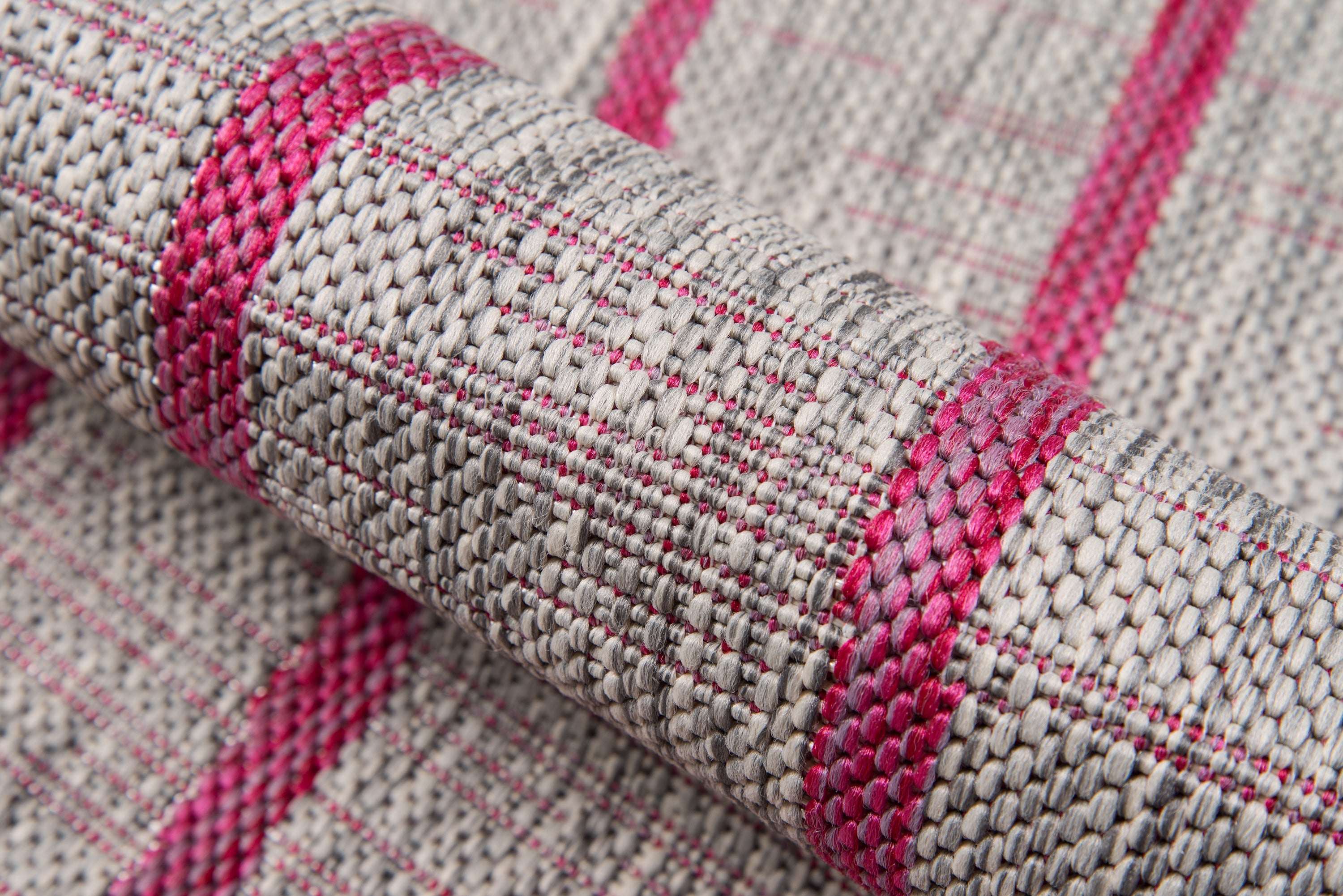 Novogratz Villa VI-03 Fuchsia Indoor/Outdoor Area Rug by Momeni