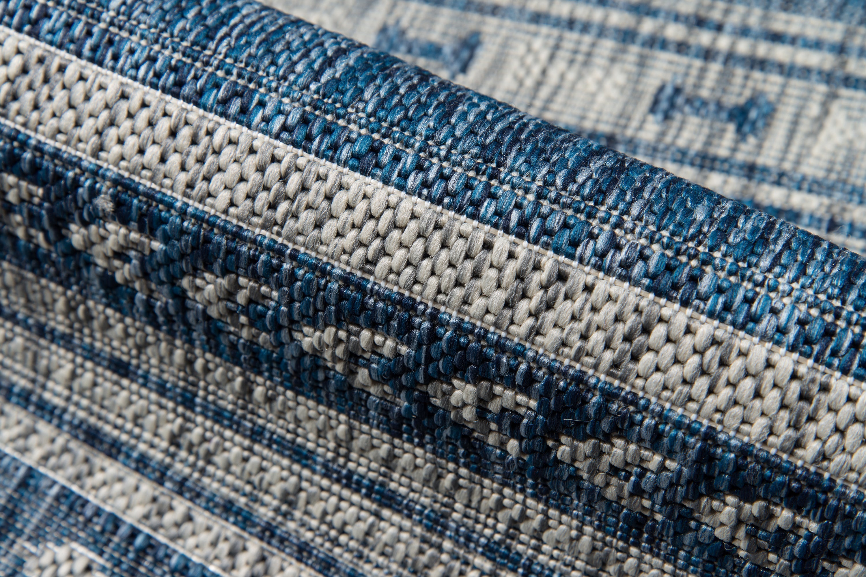 Novogratz Villa VI-04 Blue Indoor/Outdoor Area Rug by Momeni