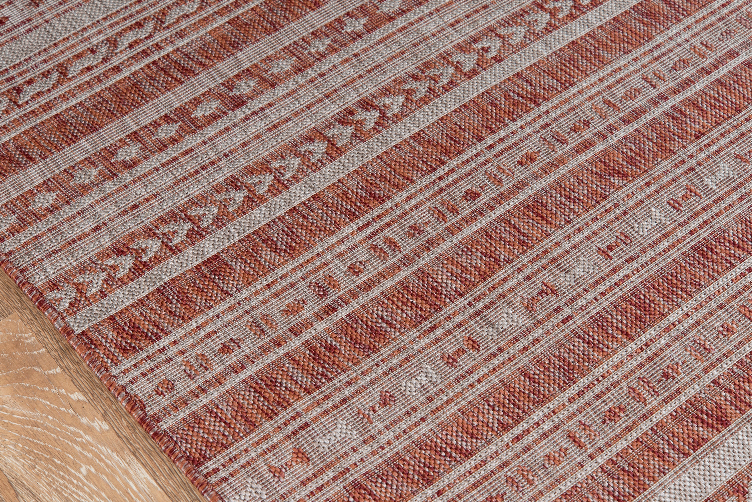 Novogratz Villa VI-04 Copper Indoor/Outdoor Area Rug by Momeni