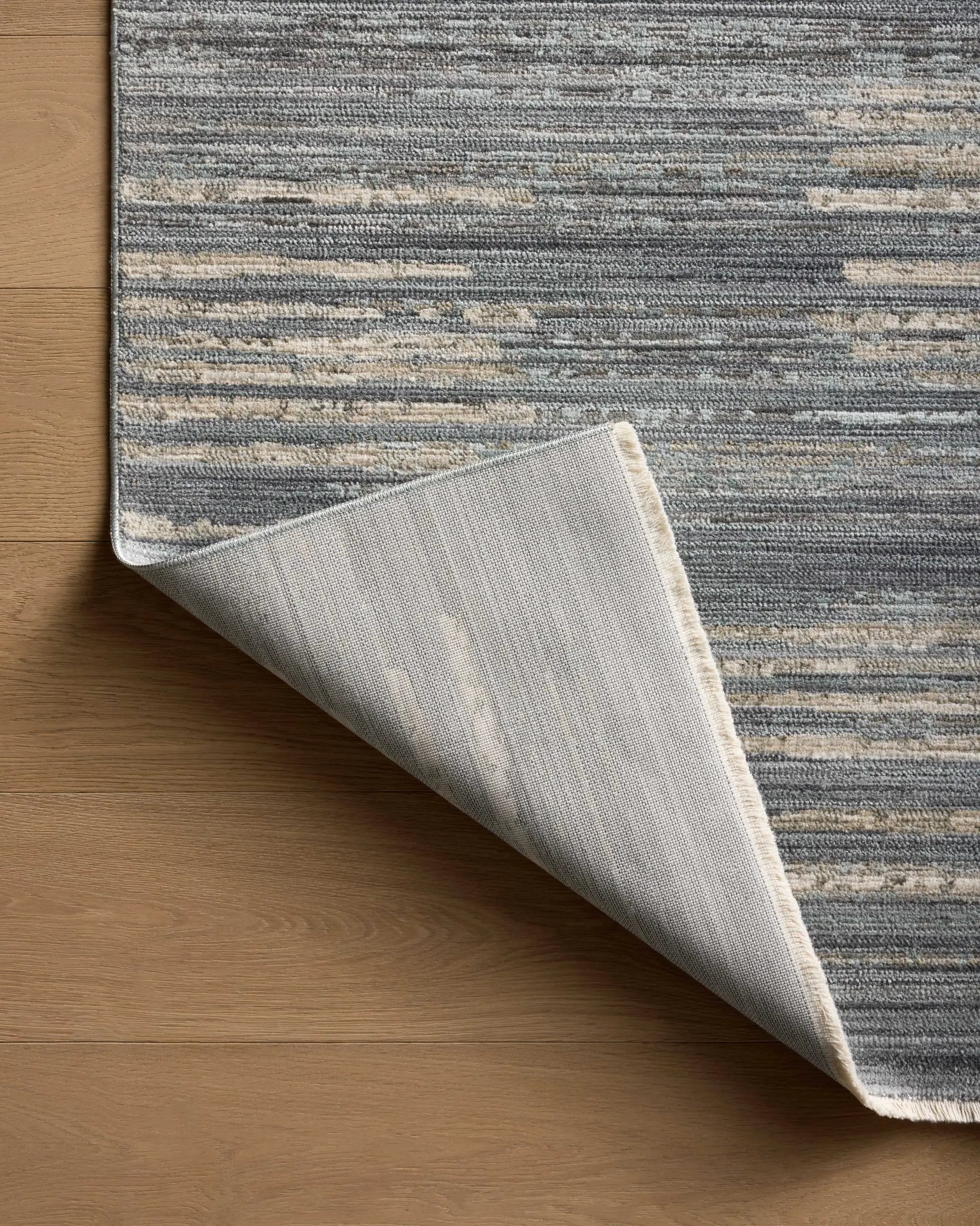 Wade WAE-02 Ocean / Sand Area Rug by Loloi