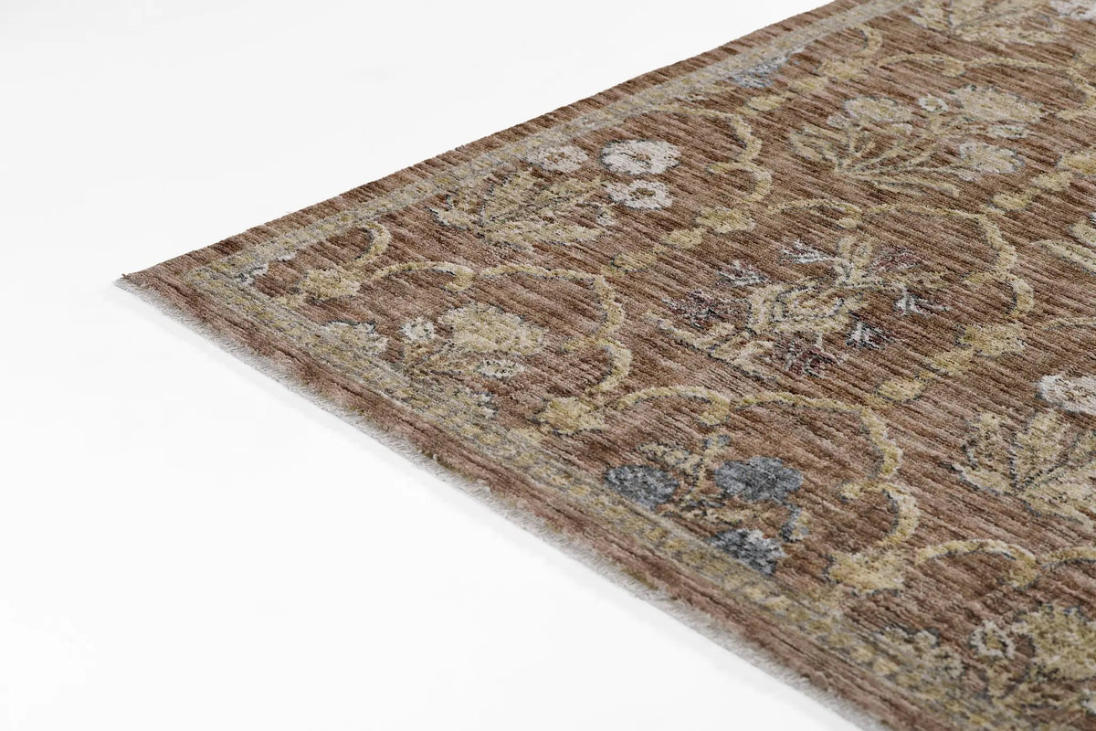 Wisteria WIS-1 Rust Area Rug by Momeni