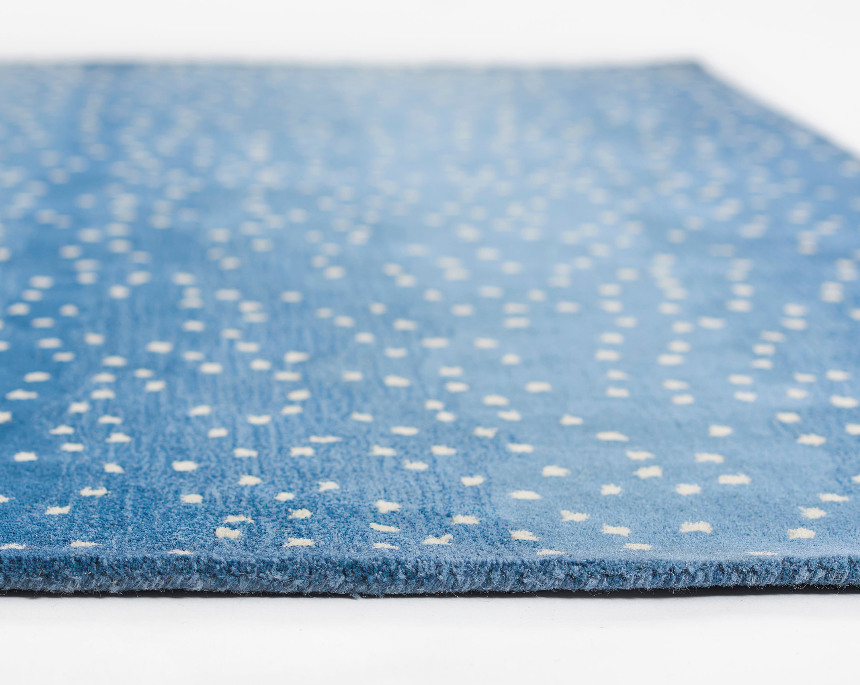 Erin Gates Woodland WOD-1 Denim Area Rug by Momeni