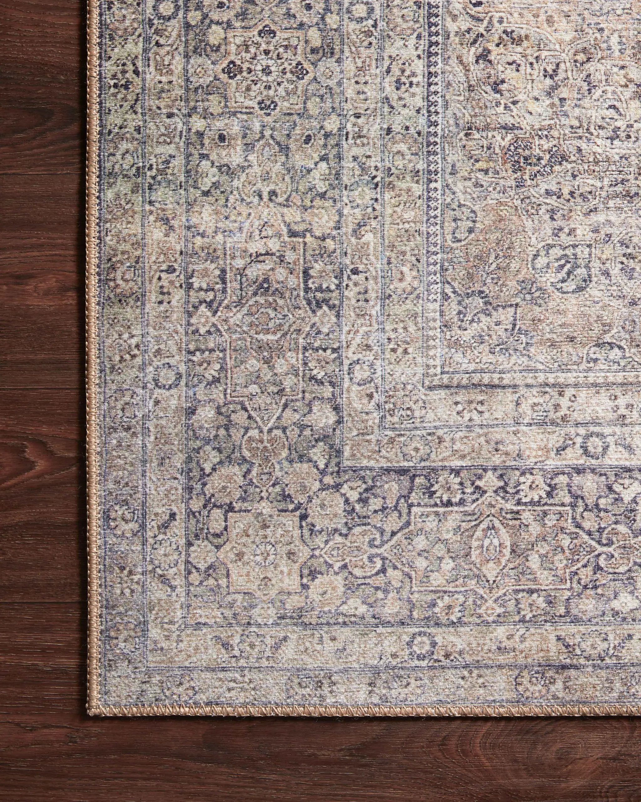Wynter WYN-03 Silver / Charcoal Area Rug by Loloi