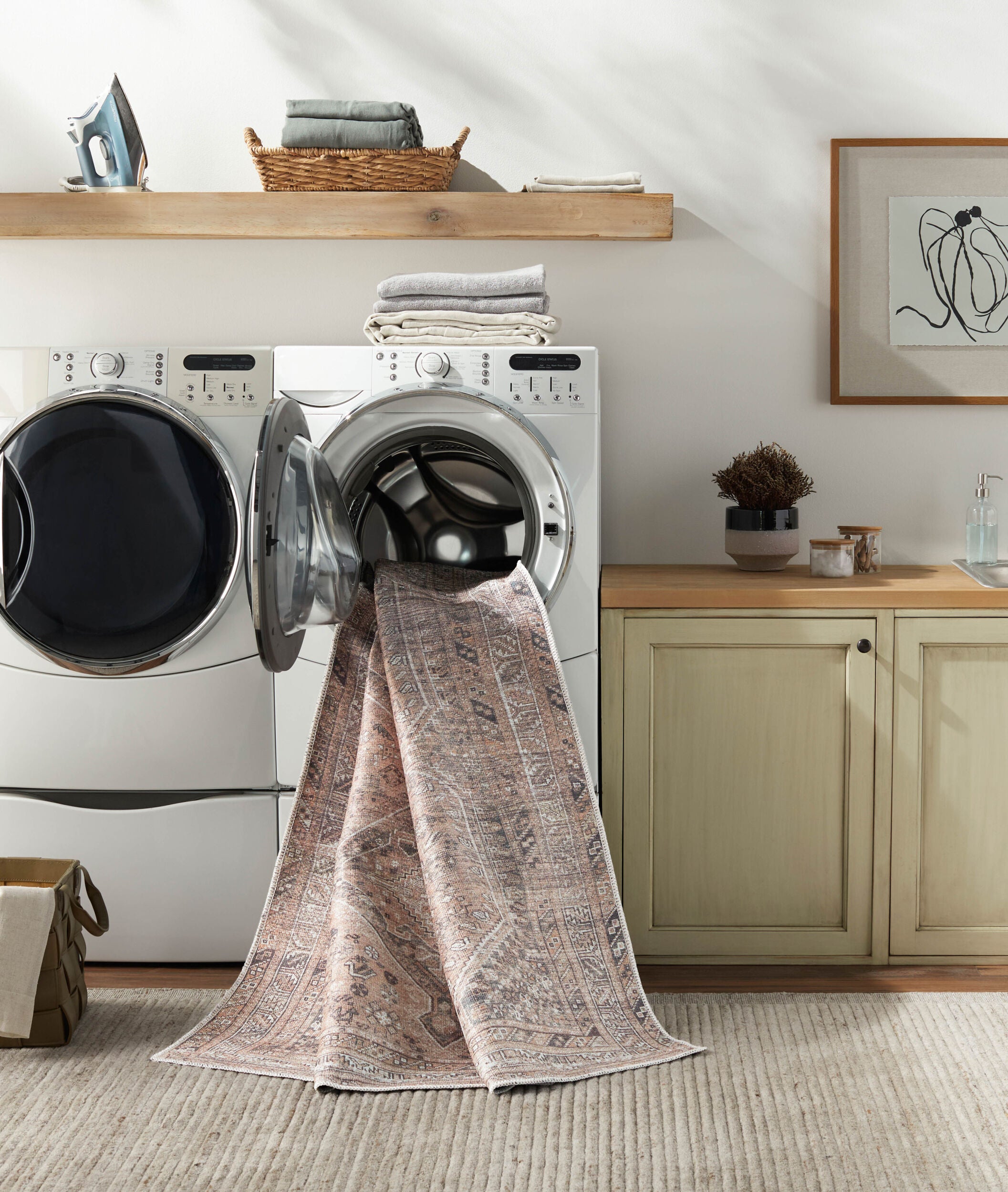 Amelie AML-2384 Light Brown Area Rug