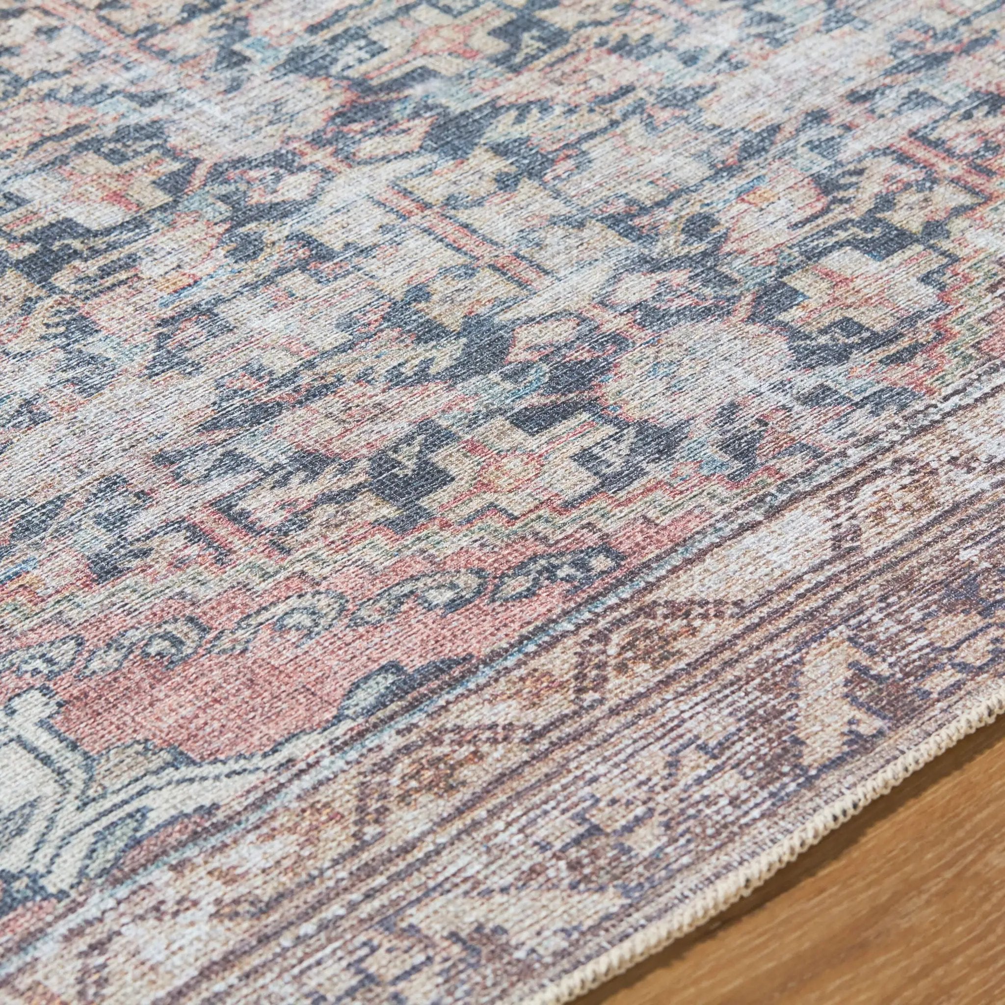 Amelie AML-2395 Black Area Rug by LIVABLISS