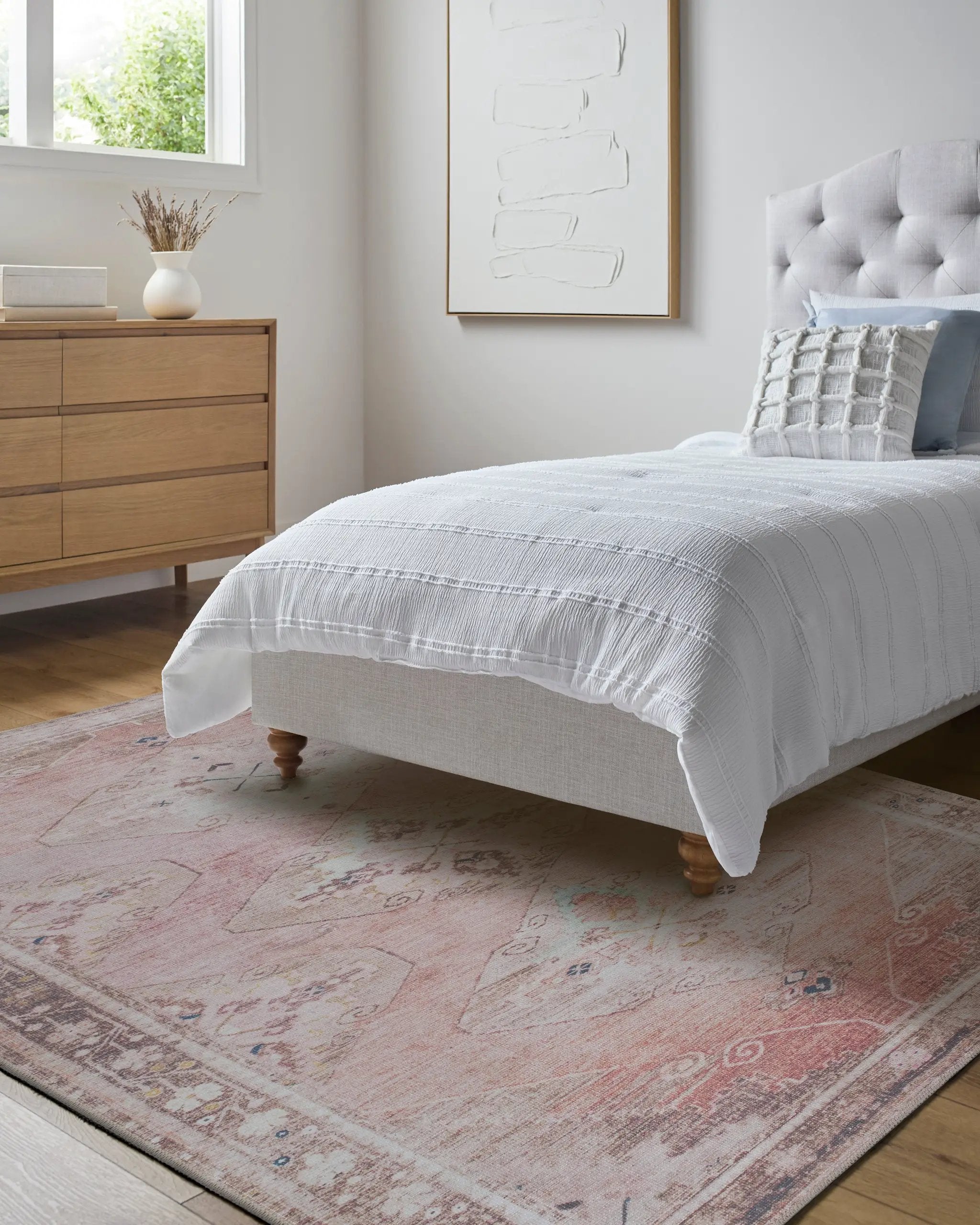 Amelie AML-2402 Dusty-Pink Area Rug by LIVABLISS
