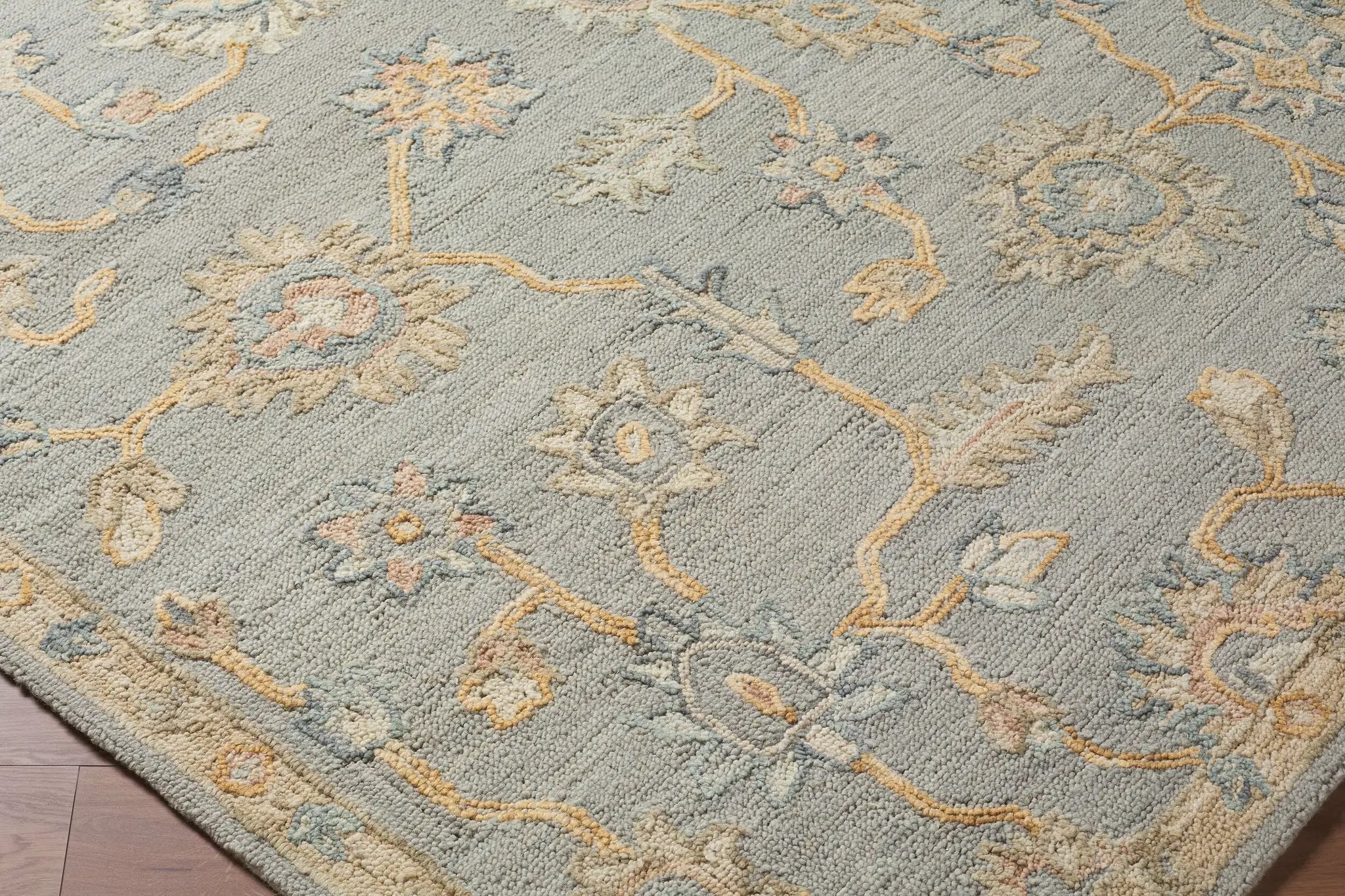 Arnold AOD-2303 Pewter Area Rug by LIVABLISS