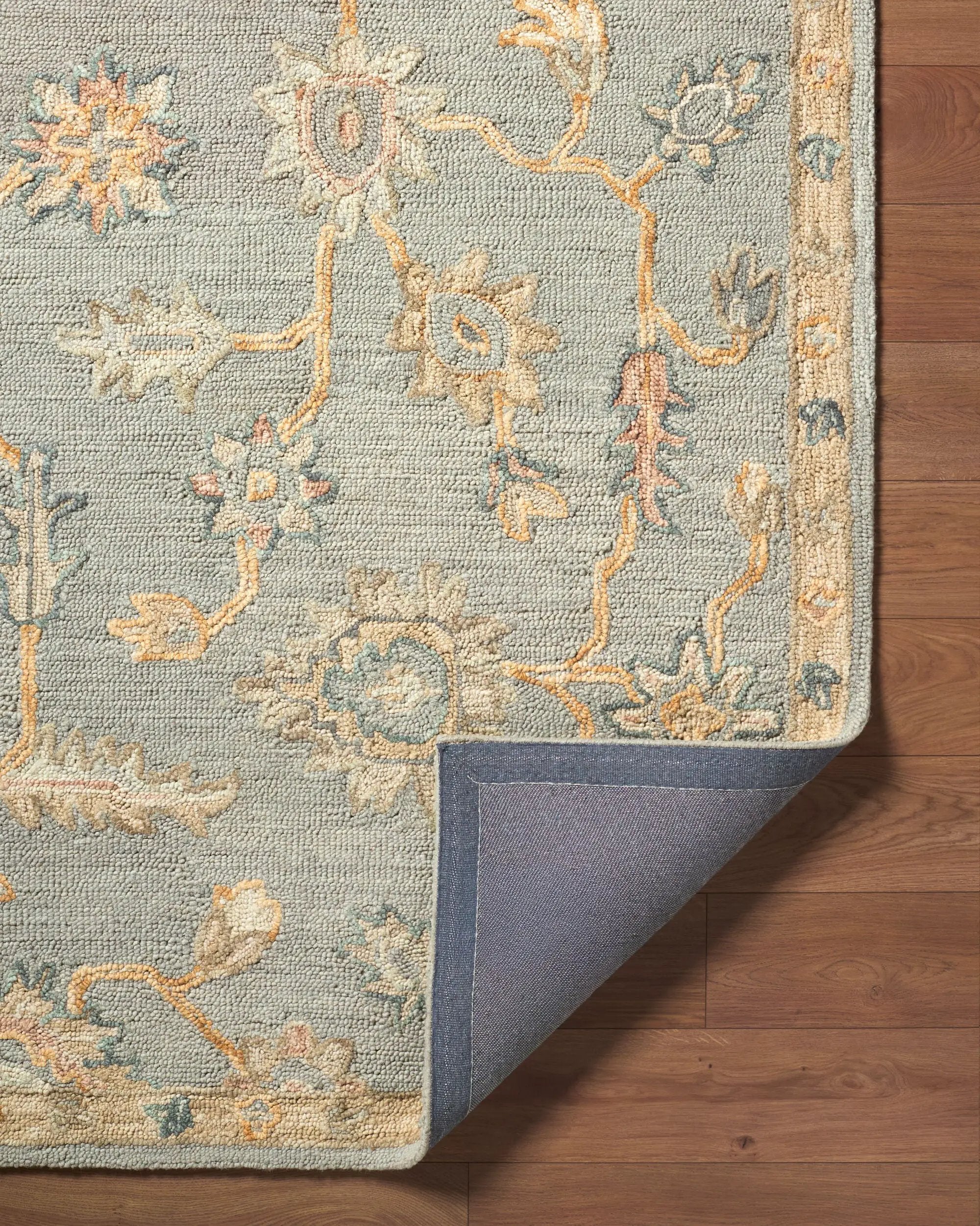 Arnold AOD-2303 Pewter Area Rug by LIVABLISS