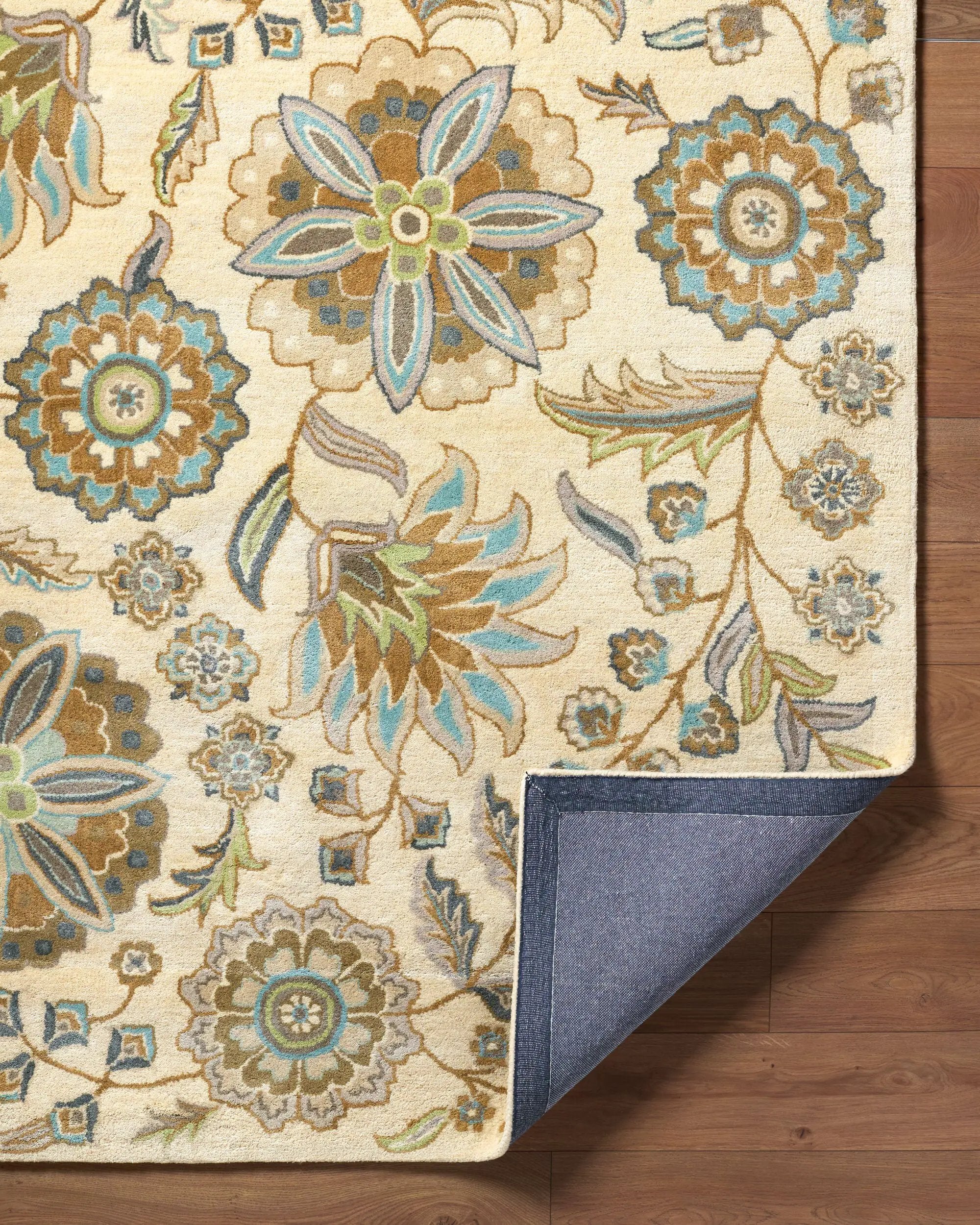 Athena ATH-5063 Ivory Area Rug by LIVABLISS