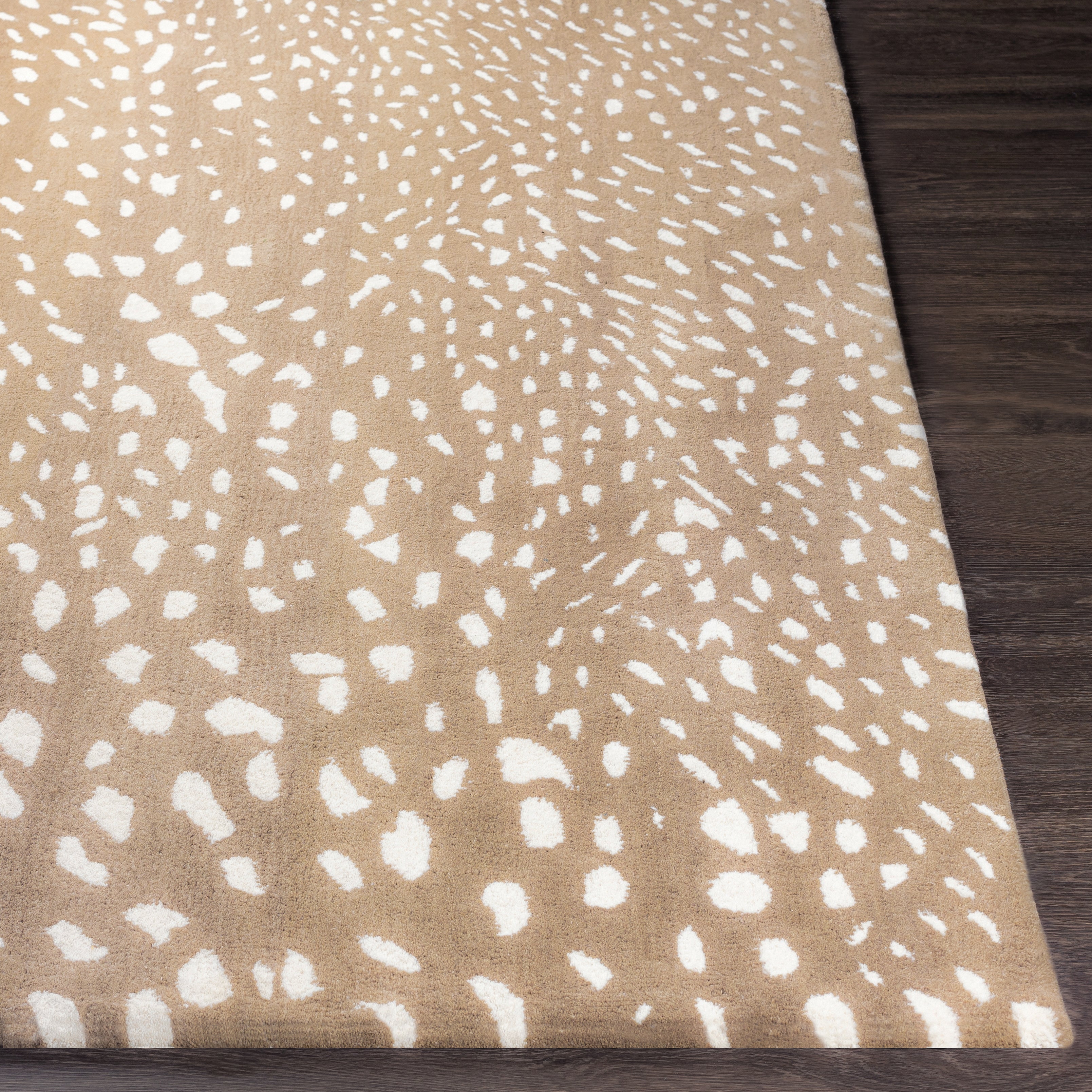 LIVABLISS Athena ATH-5162 Area Rug
