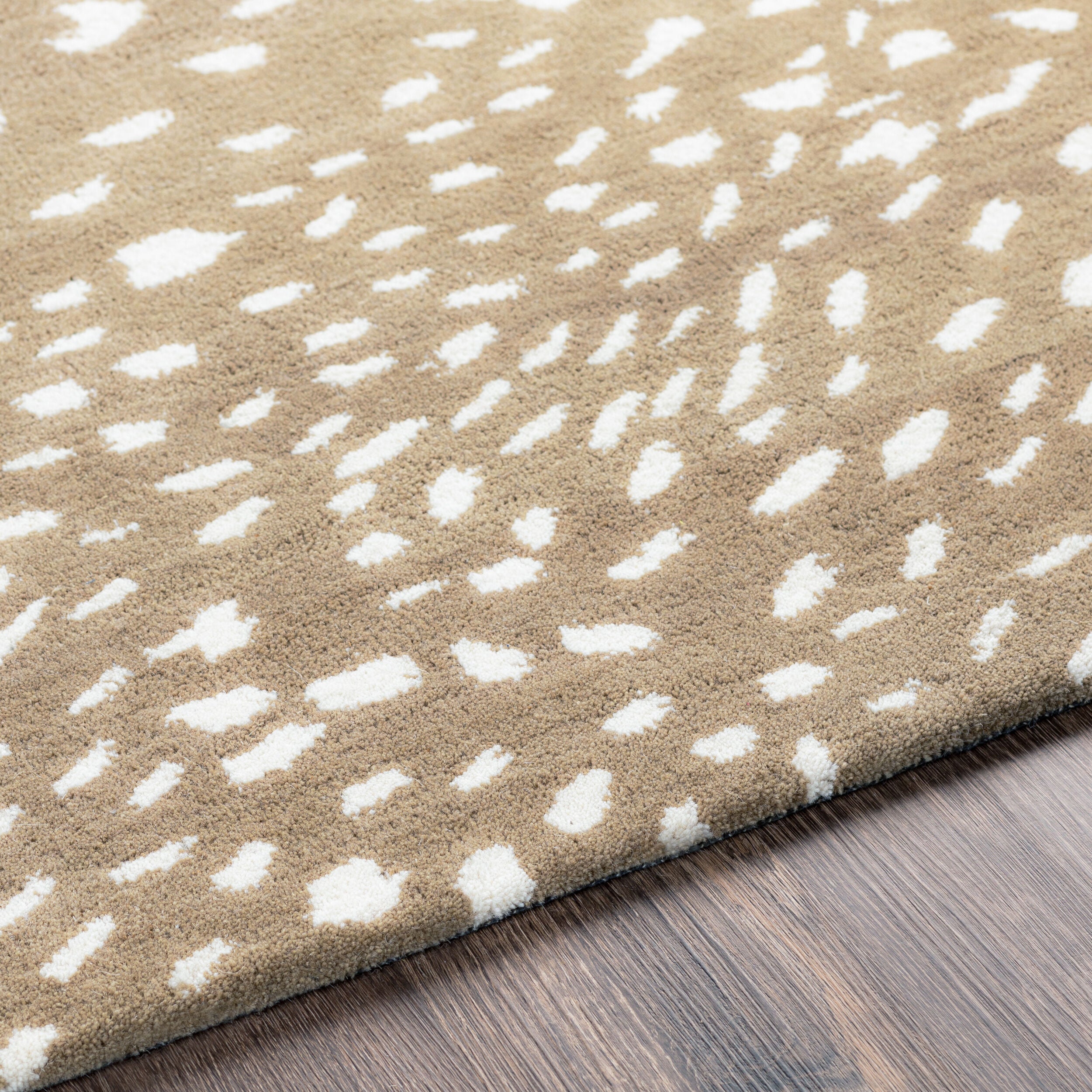 LIVABLISS Athena ATH-5162 Area Rug