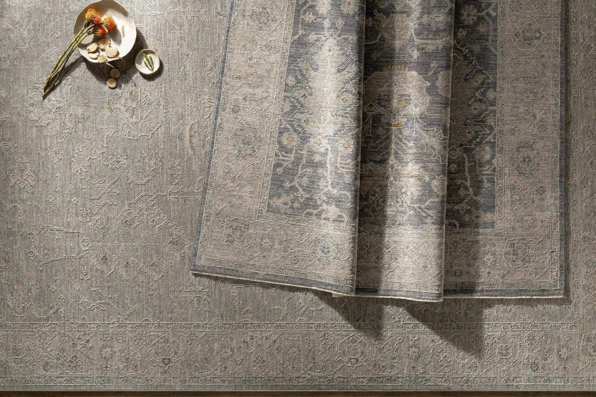 Avant Garde AVT-2304 Gray Area Rug by LIVABLISS