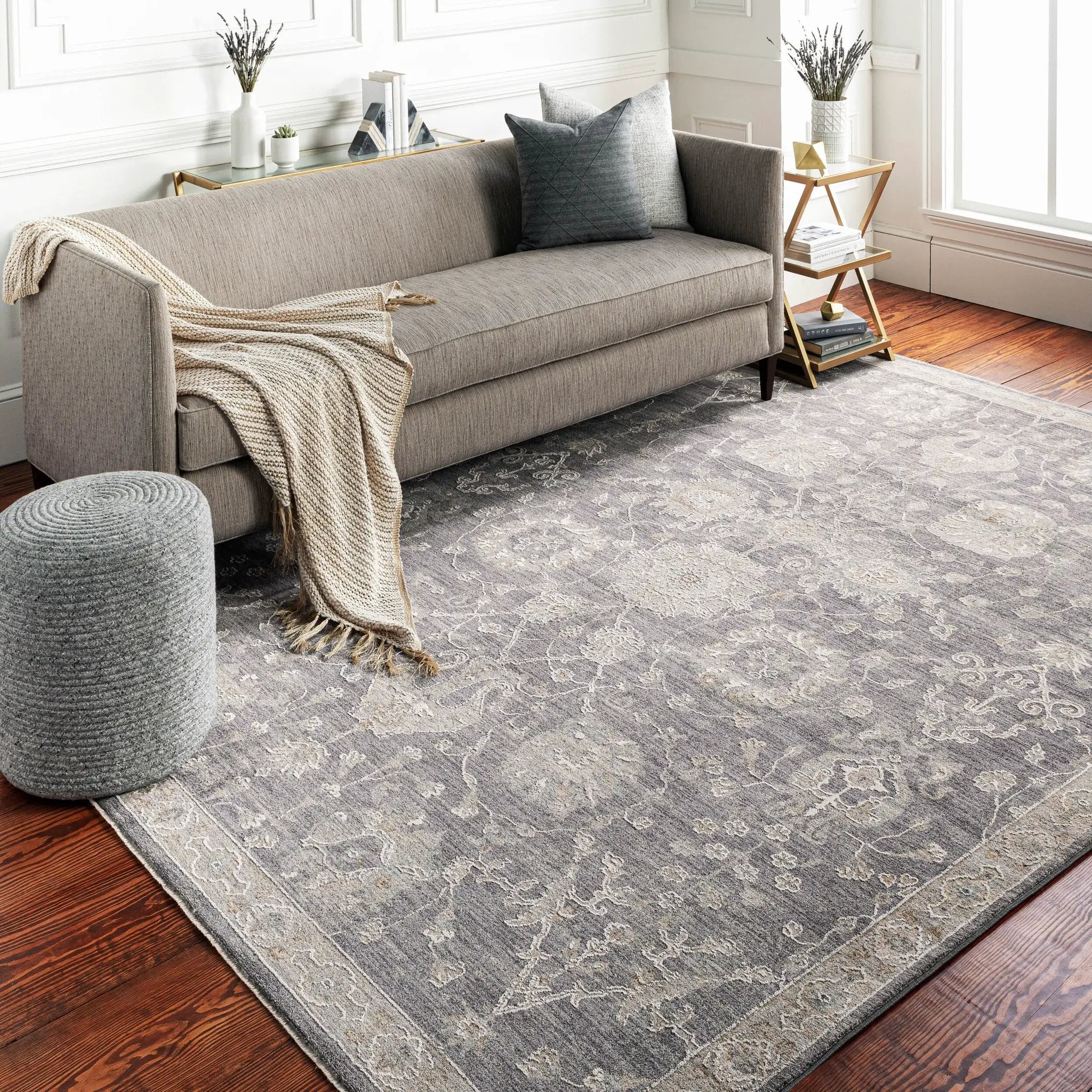 Avant Garde AVT-2306 White Area Rug by LIVABLISS