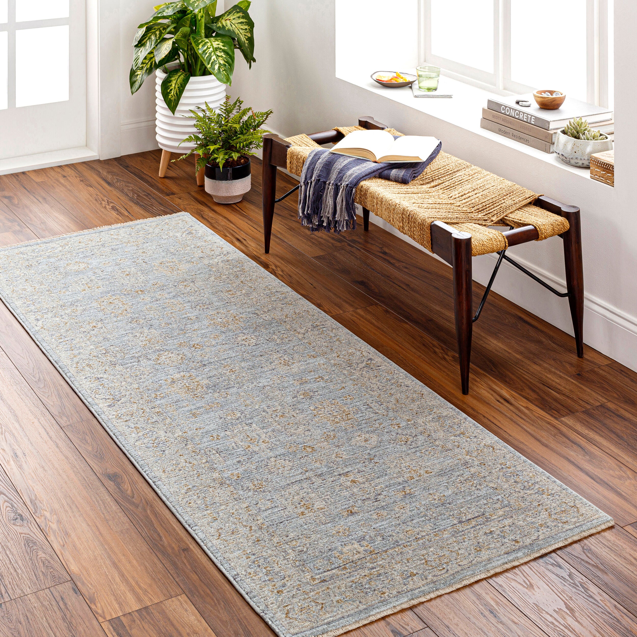 LIVABLISS Avant Garde AVT-2344 Medium-Gray Area Rug