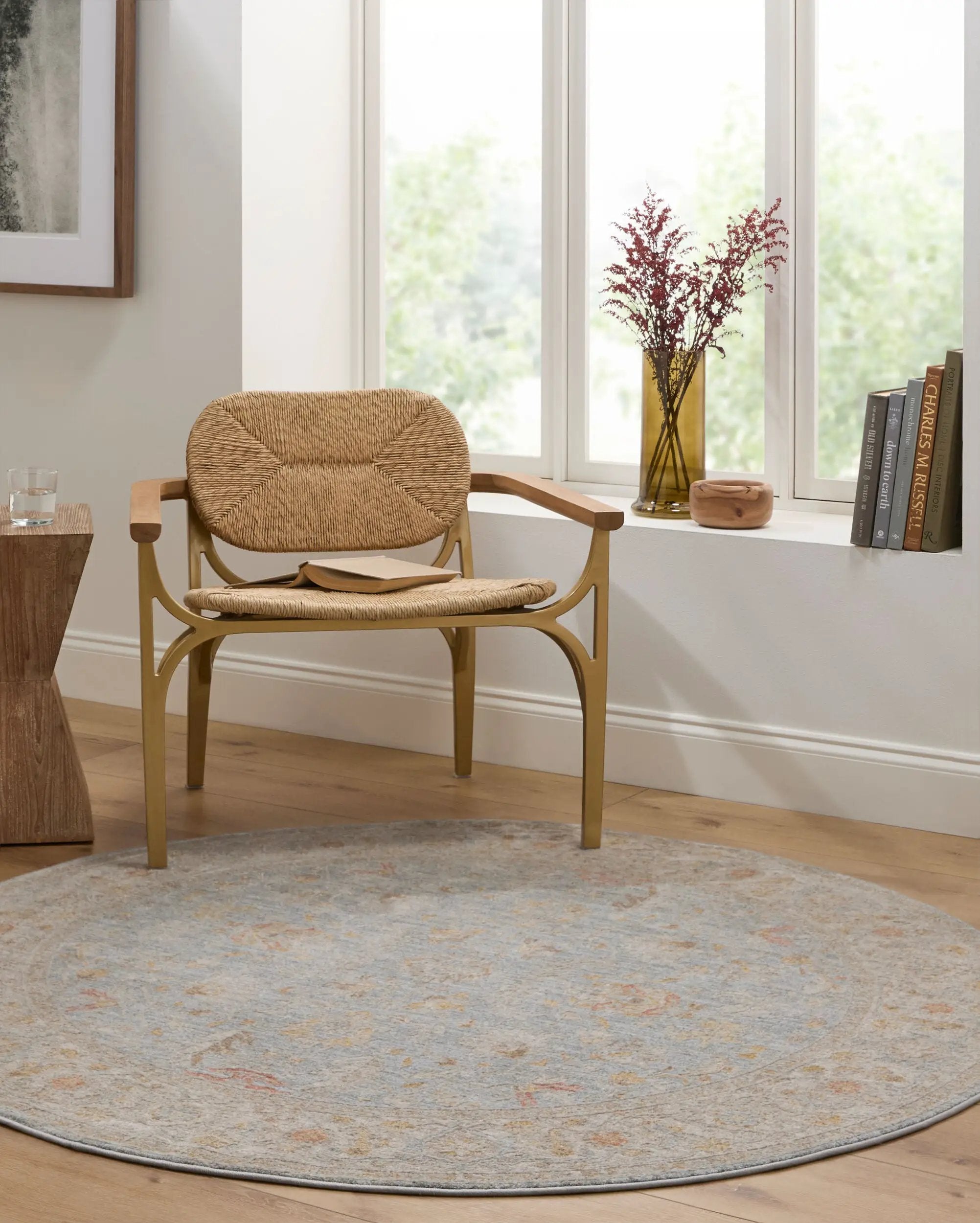 Avant Garde AVT-2371 Light-Blue Area Rug by LIVABLISS