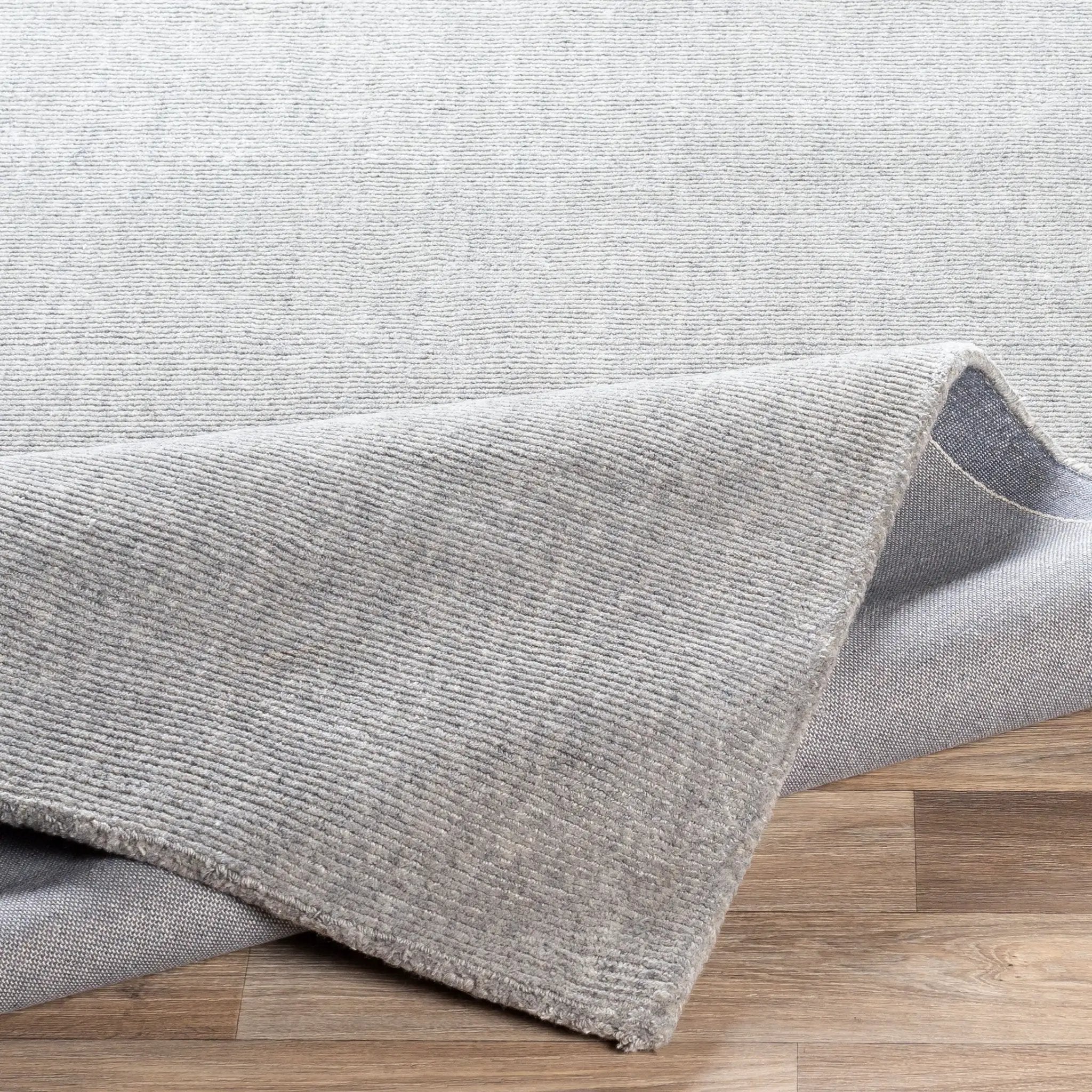 Bari BAR-2304 Gray Area Rug by LIVABLISS