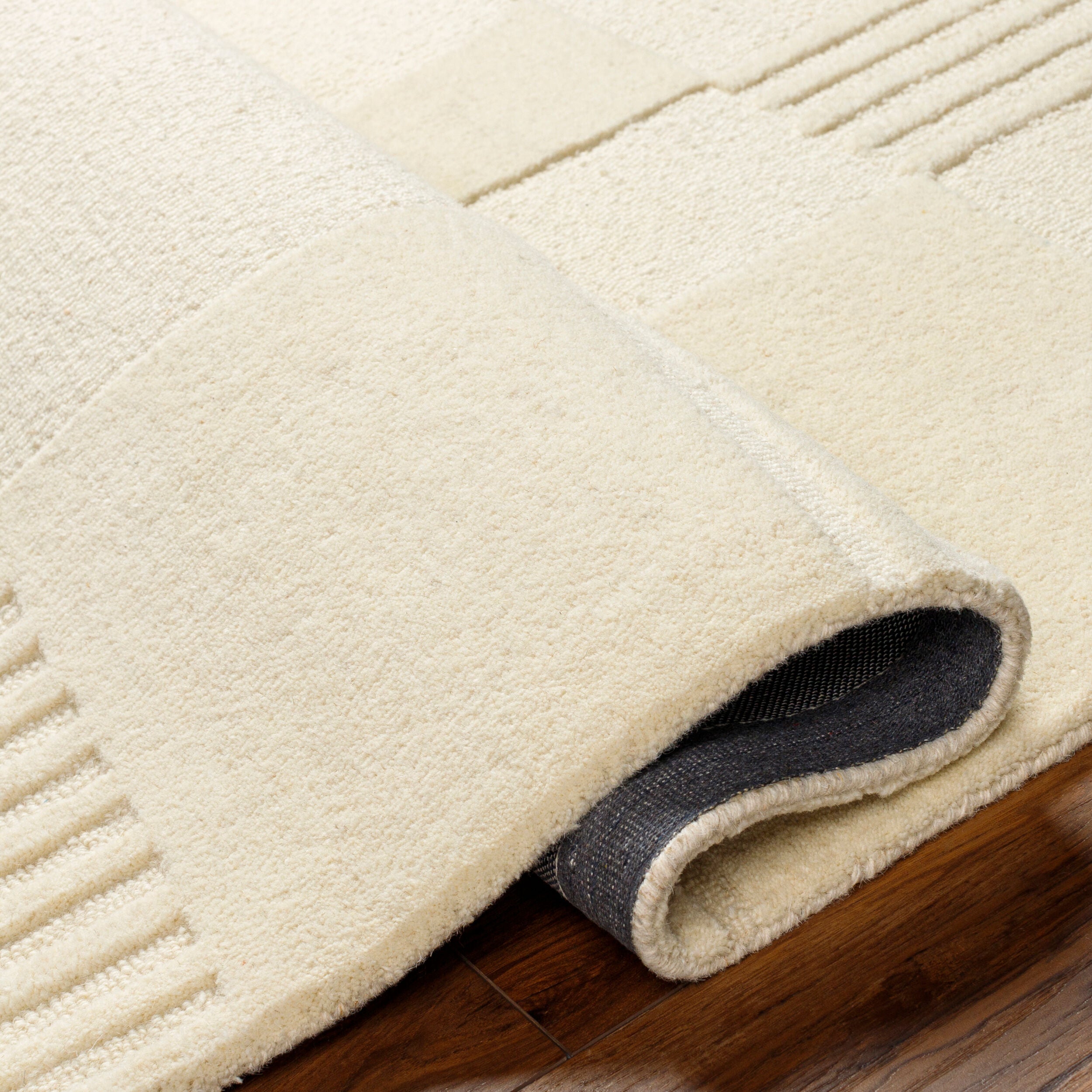 Surya Brook BKO-2305 Cream Area Rug by LIVABLISS