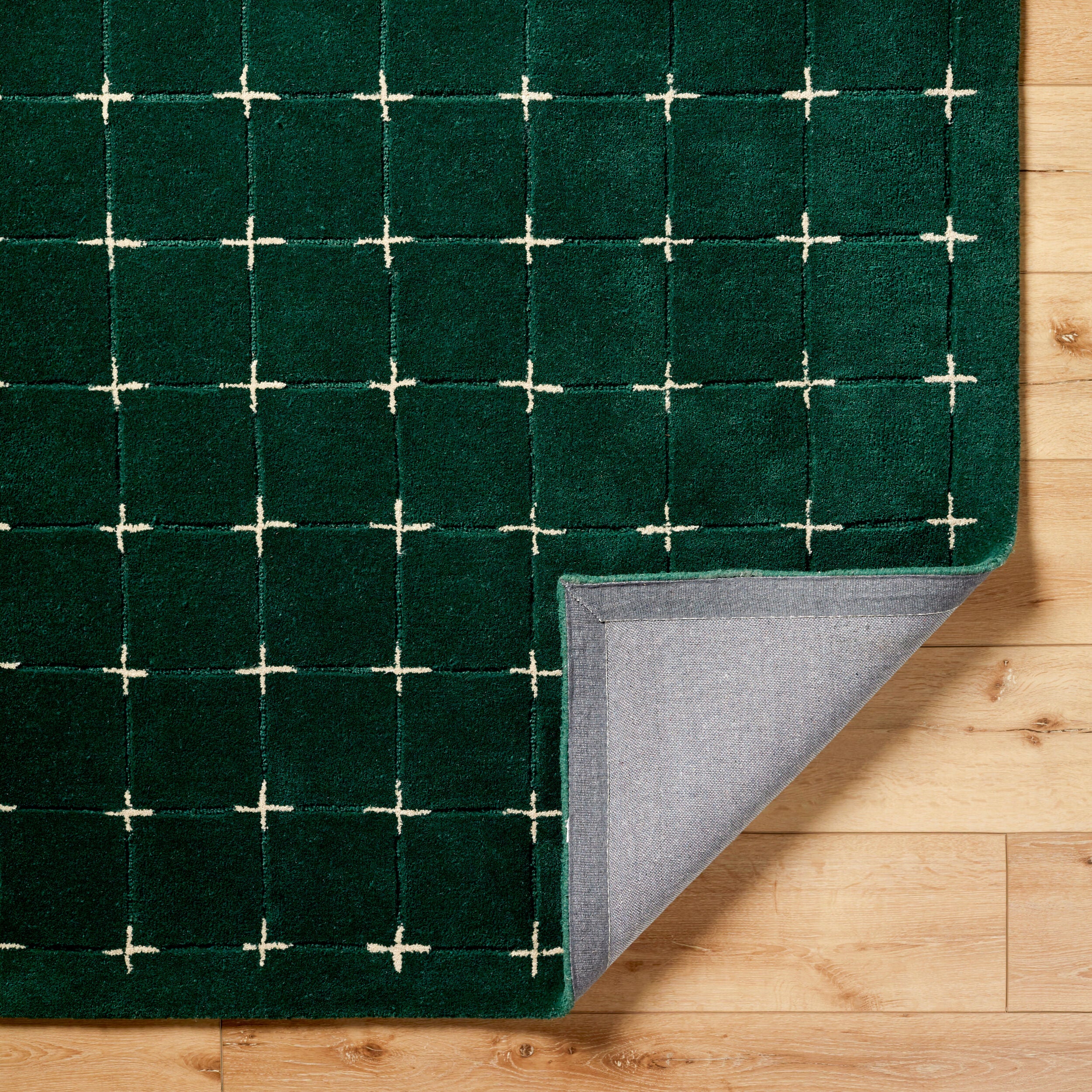 LIVABLISS Brook BKO-2333 Dark-Green Area Rug