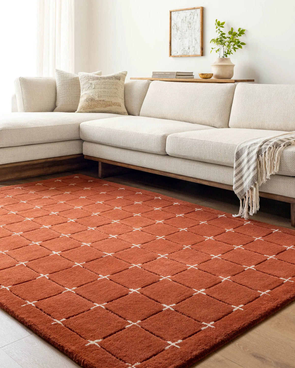 Brook BKO-2334 Rust Area Rug by LIVABLISS