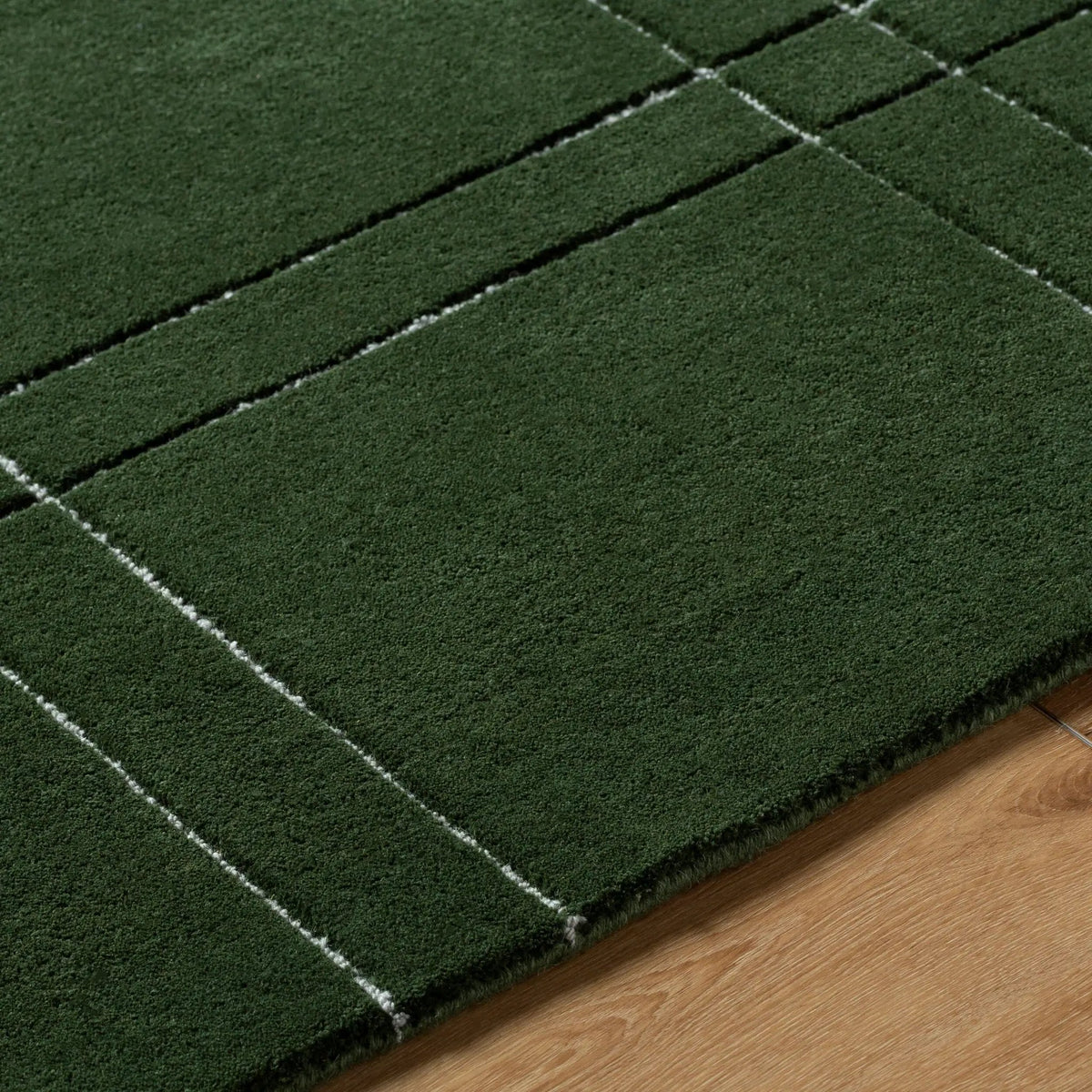 Brook BKO-2359 Dark-Green Area Rug by LIVABLISS