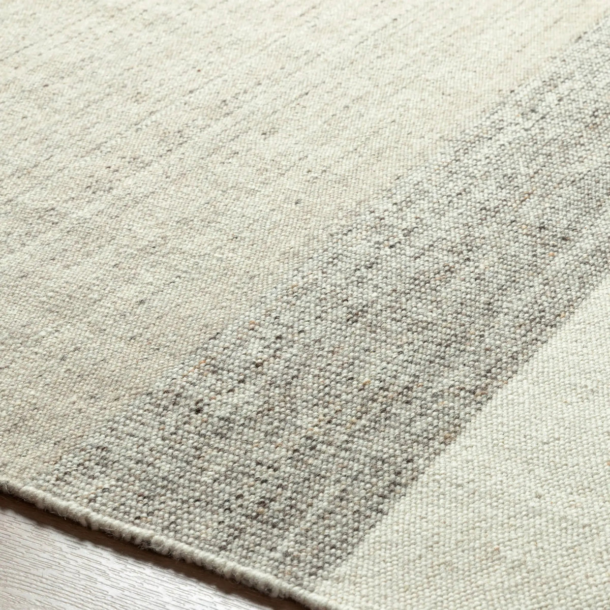 Bolu BLU-2300 Ivory Area Rug by LIVABLISS