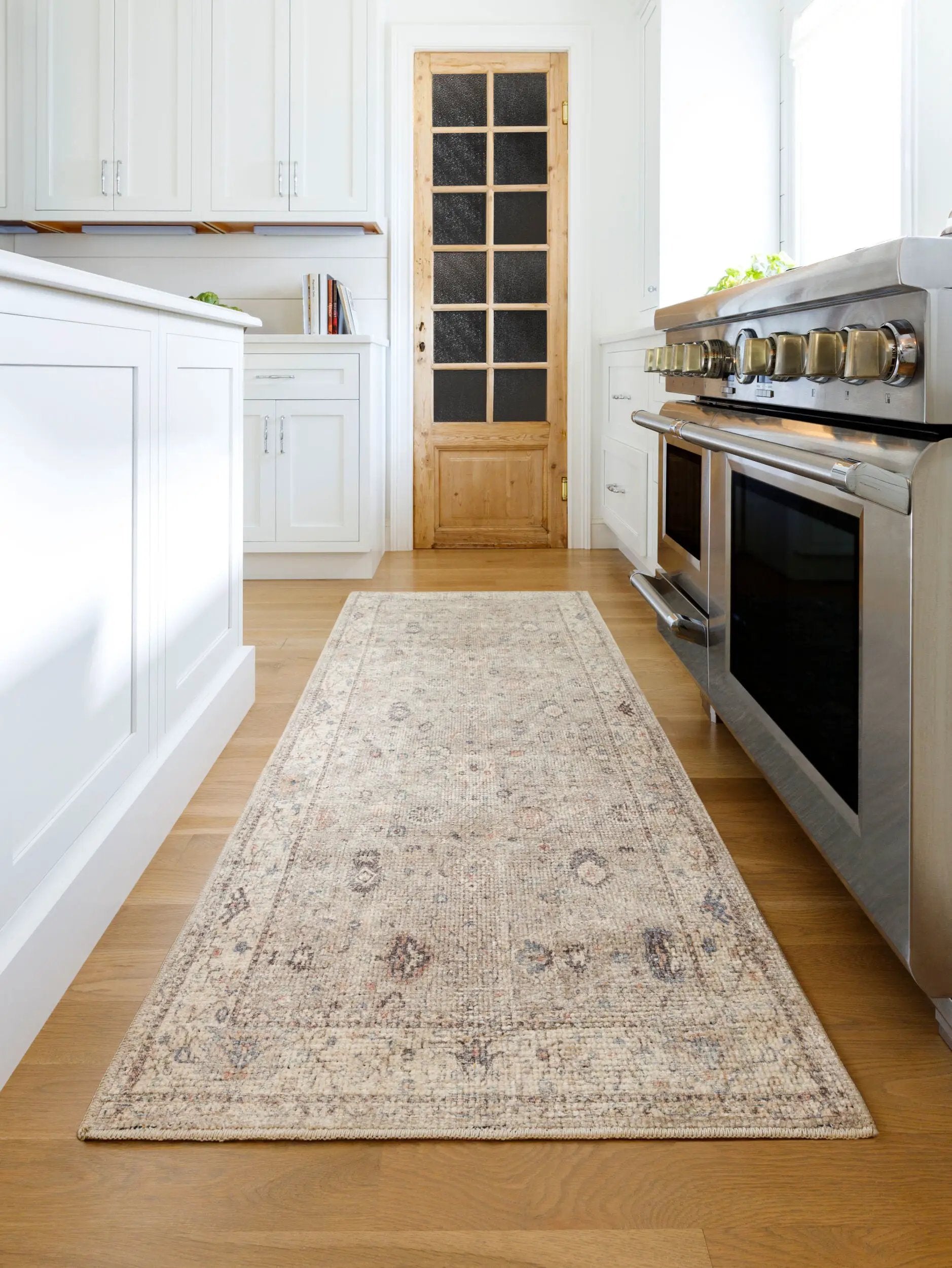 Davina BOCC-2302 Medium Gray Area Rug by Becki Owens x LIVABLISS