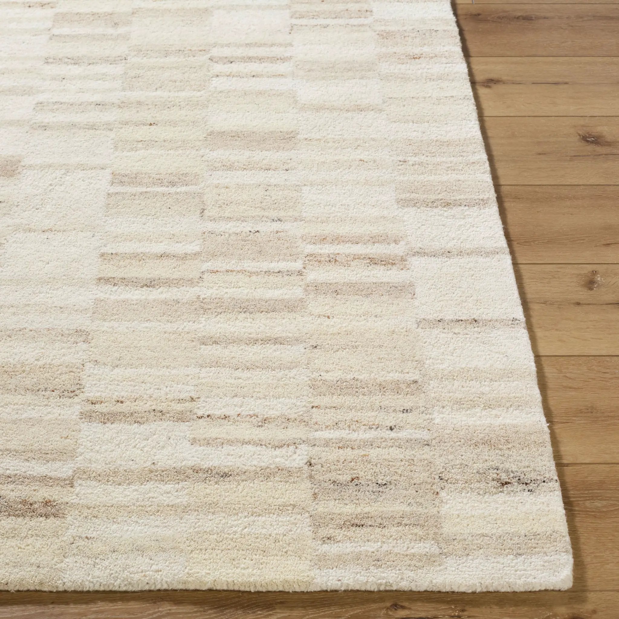 Max BOMX-2302 Ivory Area Rug by Becki Owens x LIVABLISS