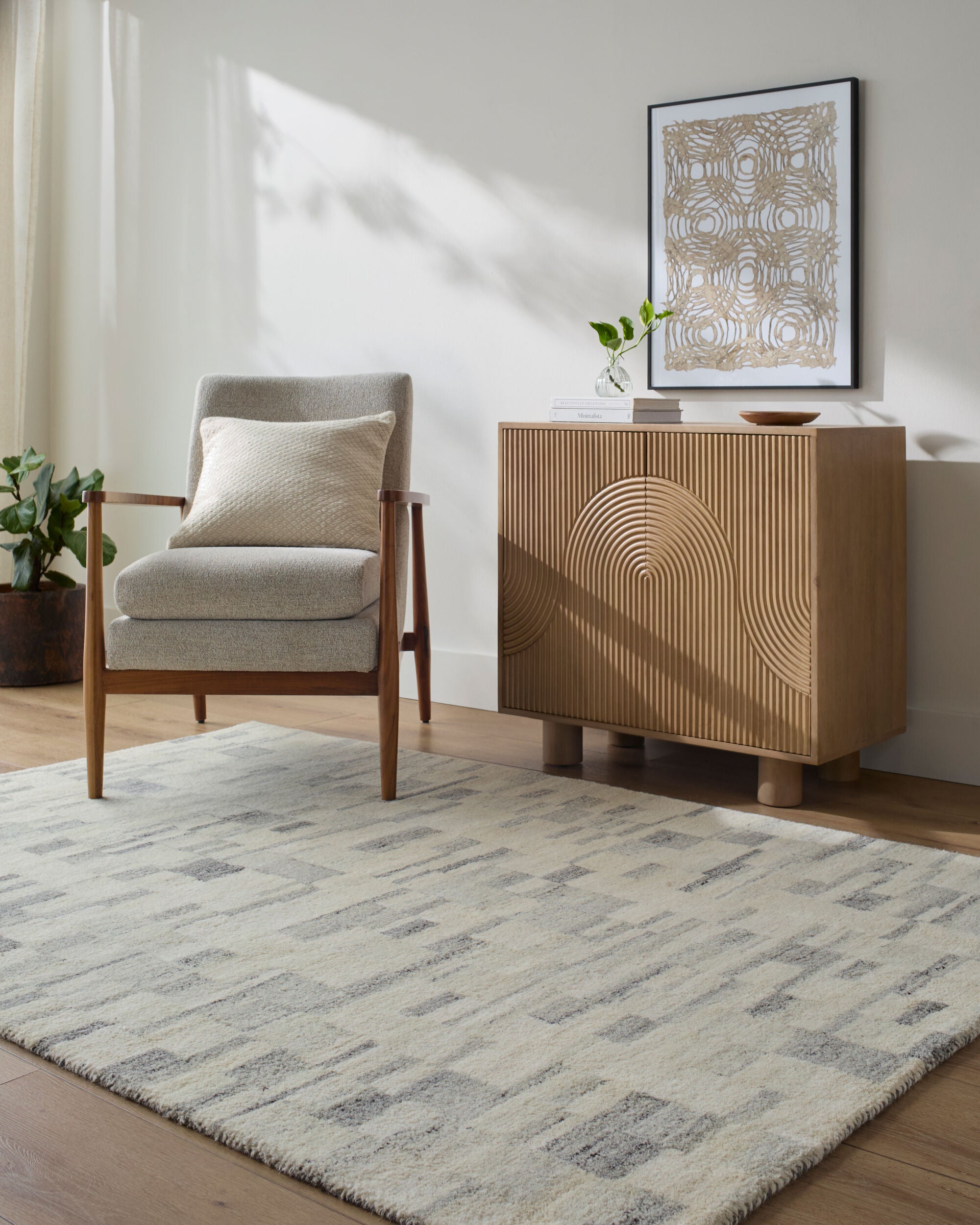 Becki Owens Max BOMX-2303 Ivory Area Rug by LIVABLISS
