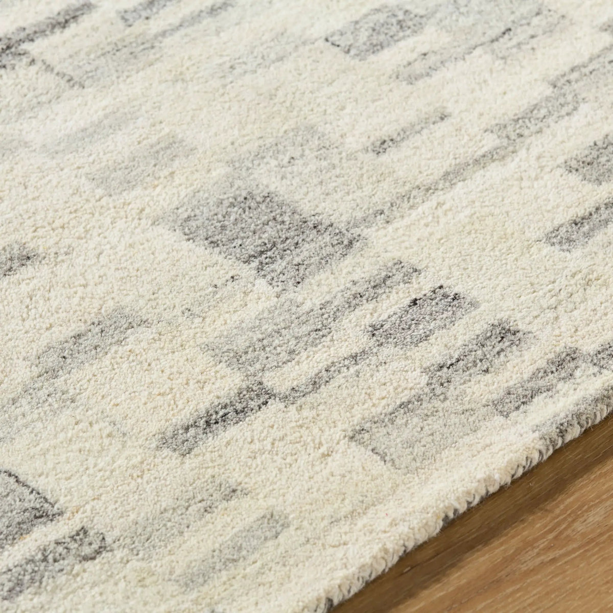 Max BOMX-2303 Ivory Area Rug by Becki Owens x LIVABLISS