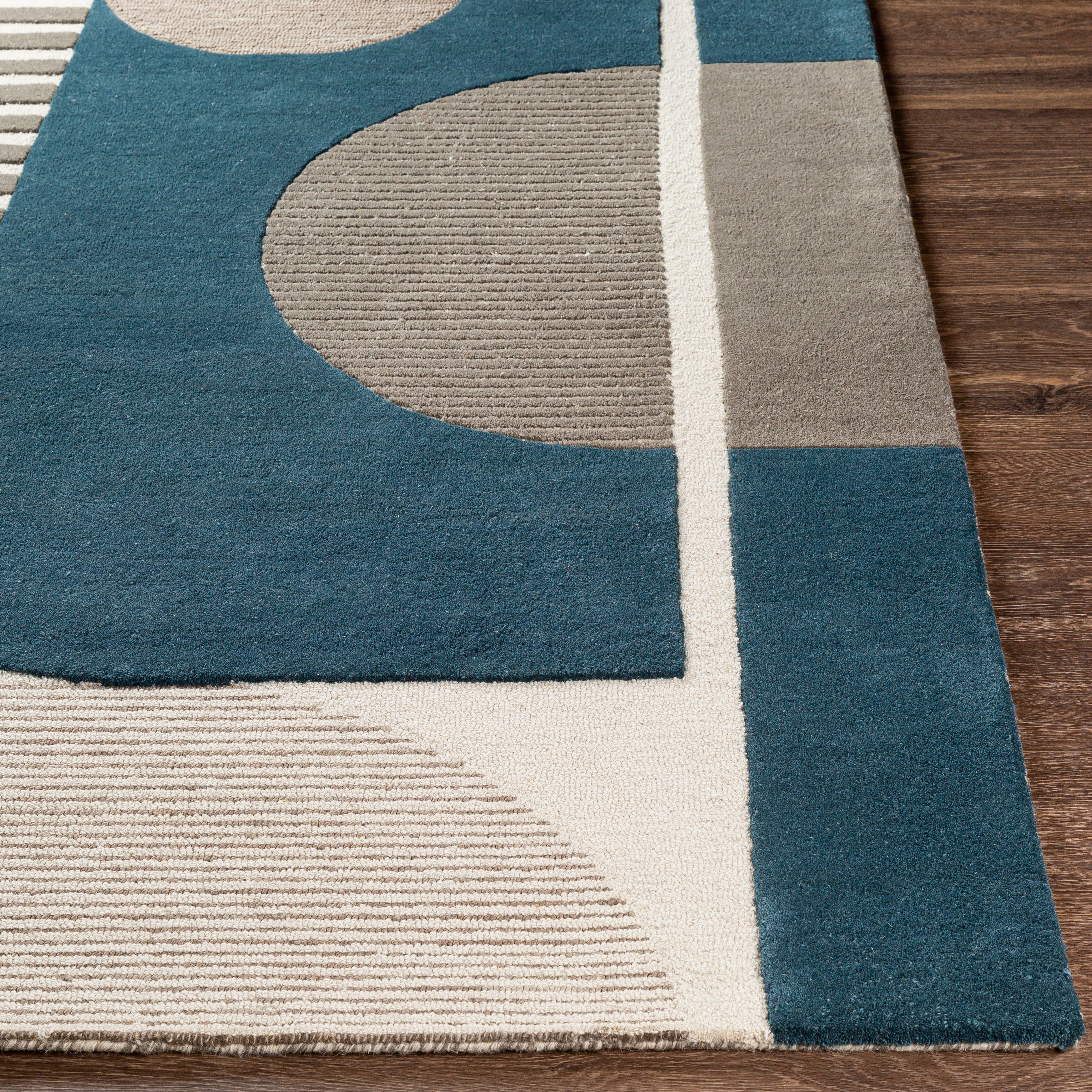 LIVABLISS Brooklyn BRO-2303 Area Rug