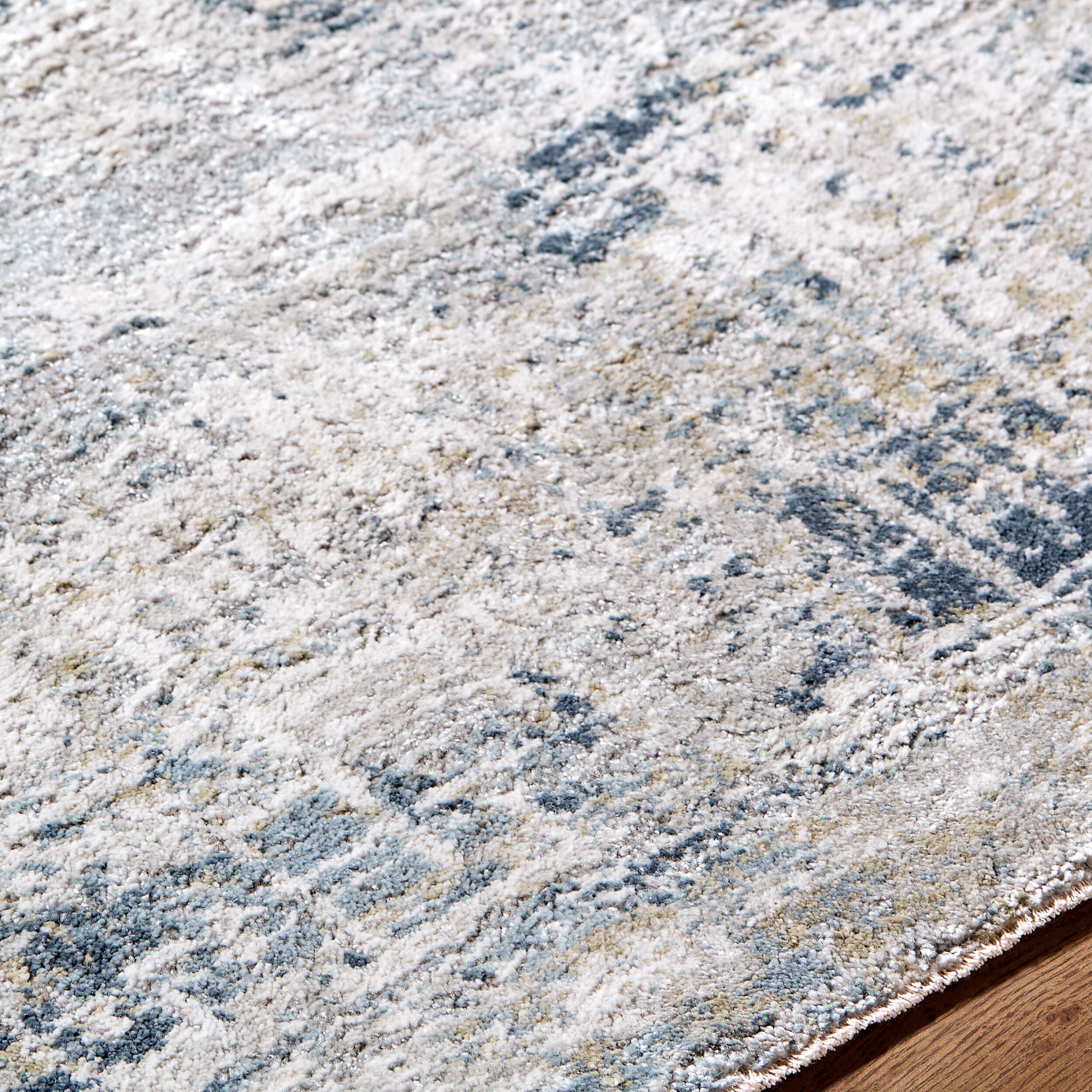 LIVABLISS Brunswick BWK-2347 Area Rug