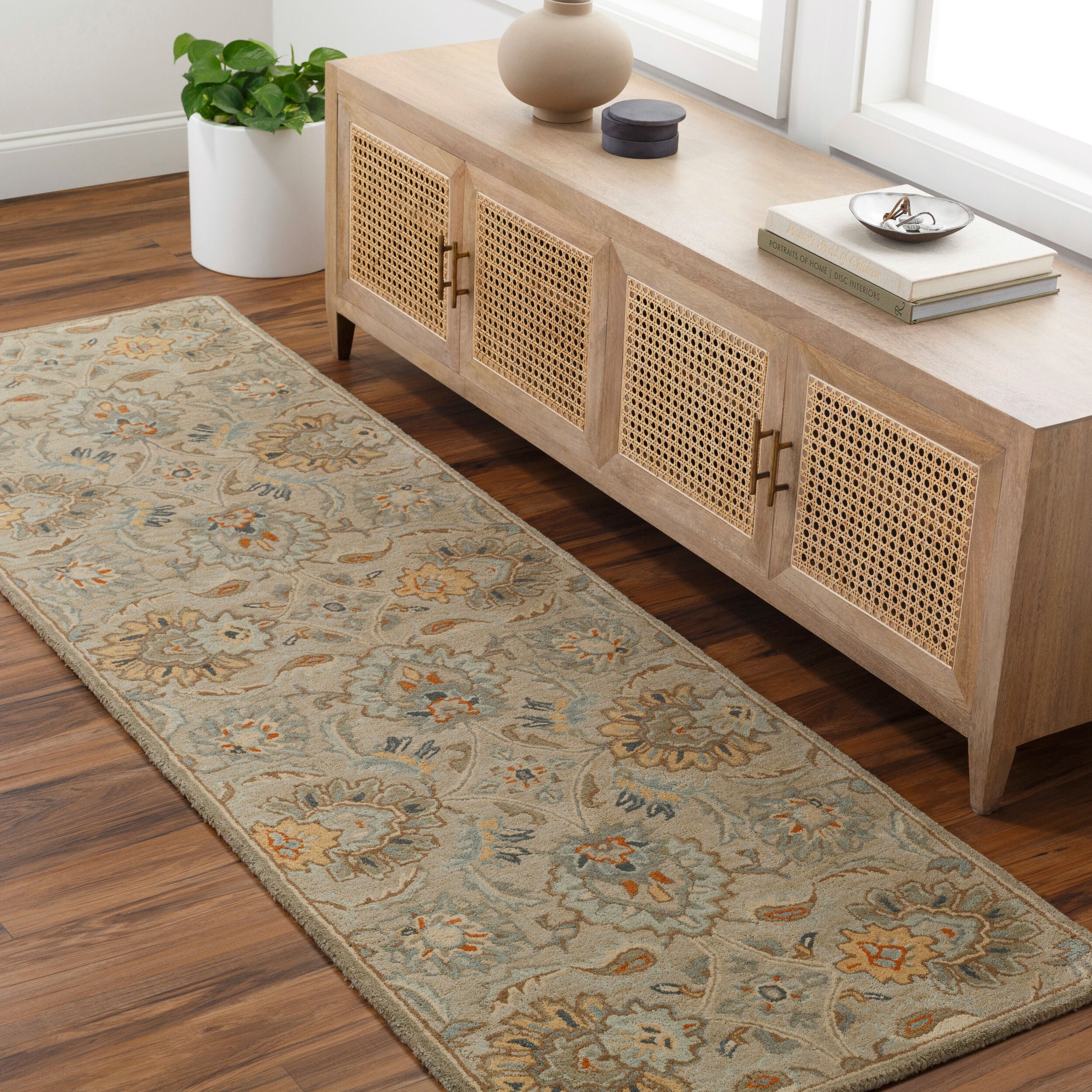 LIVABLISS Caesar CAE-1227 Medium Gray Hand Tufted Area Rug
