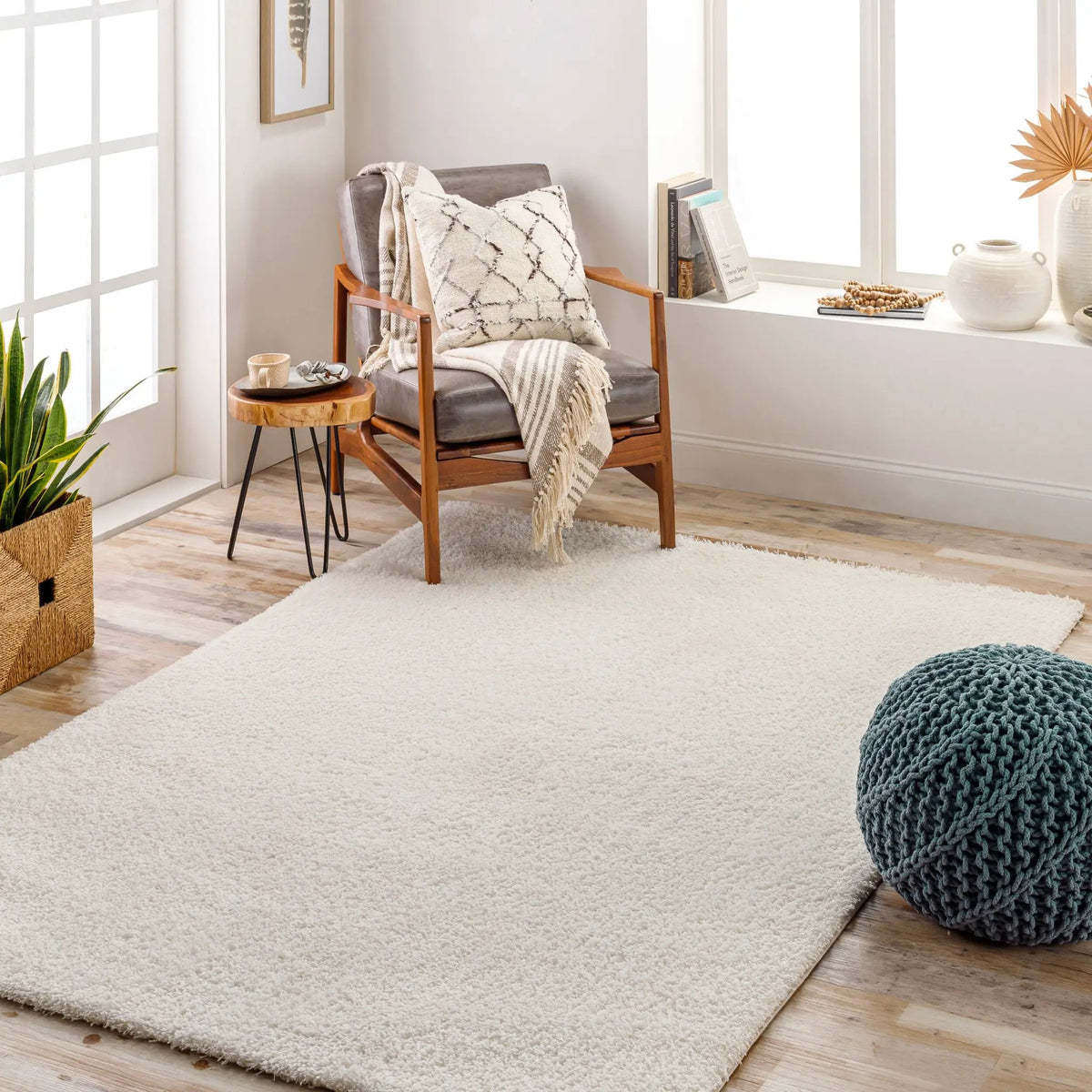 LIVABLISS Cloudy Shag CDG-2302 Off-White Area Rug