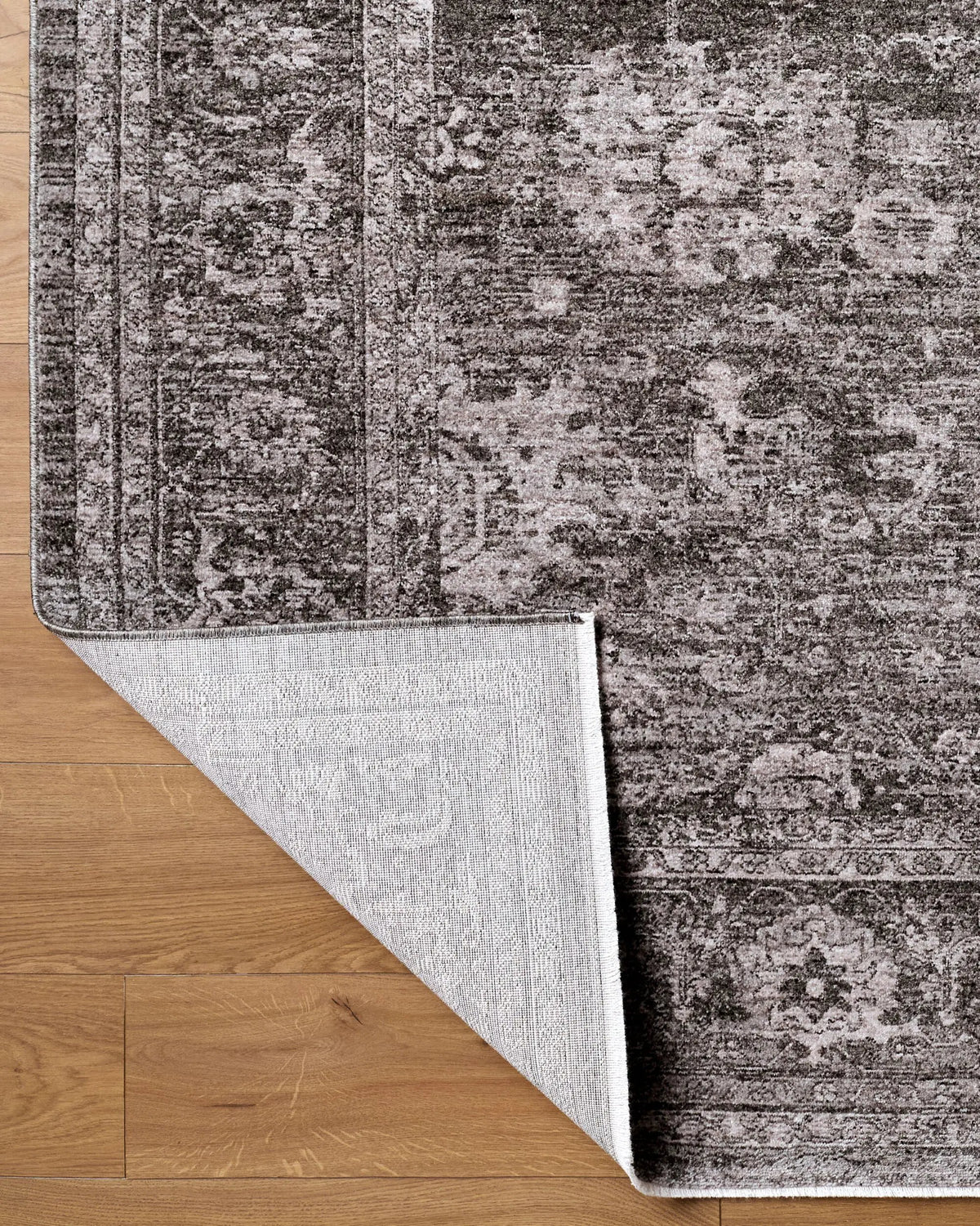 Cyrus CYR-2302 Medium Green Area Rug by LIVABLISS