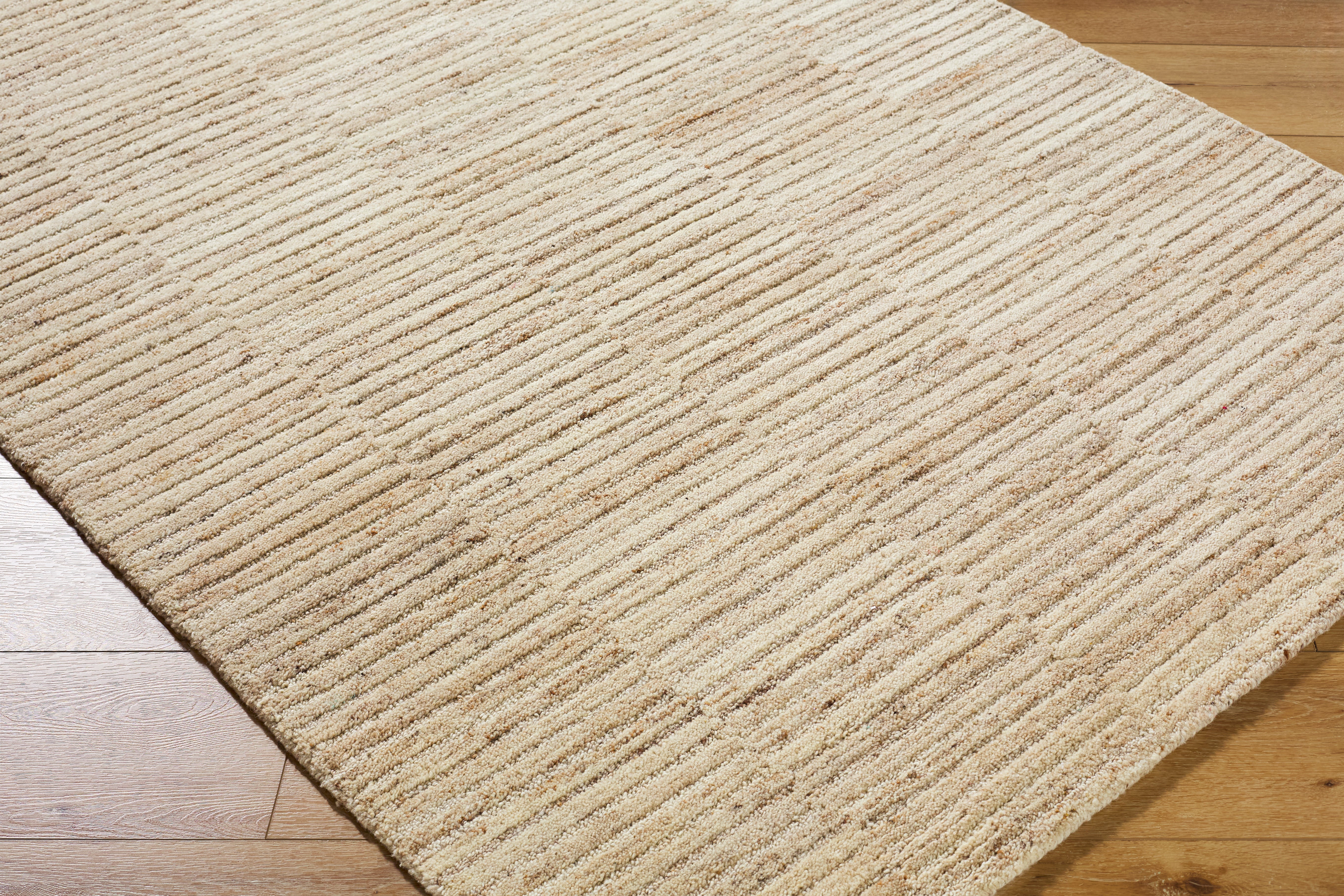 LIVABLISS Dundee DDU-2301 Area Rug